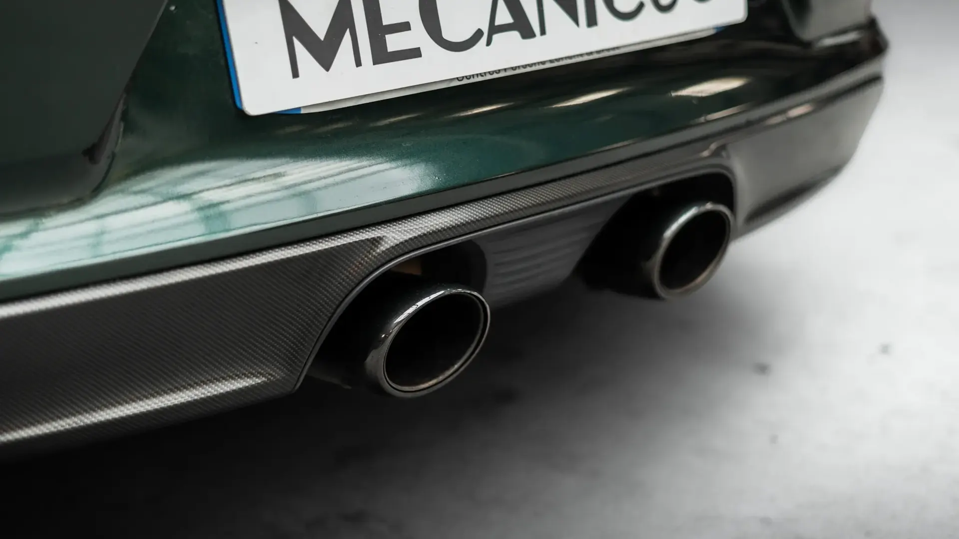 Porsche 911 — photo 44