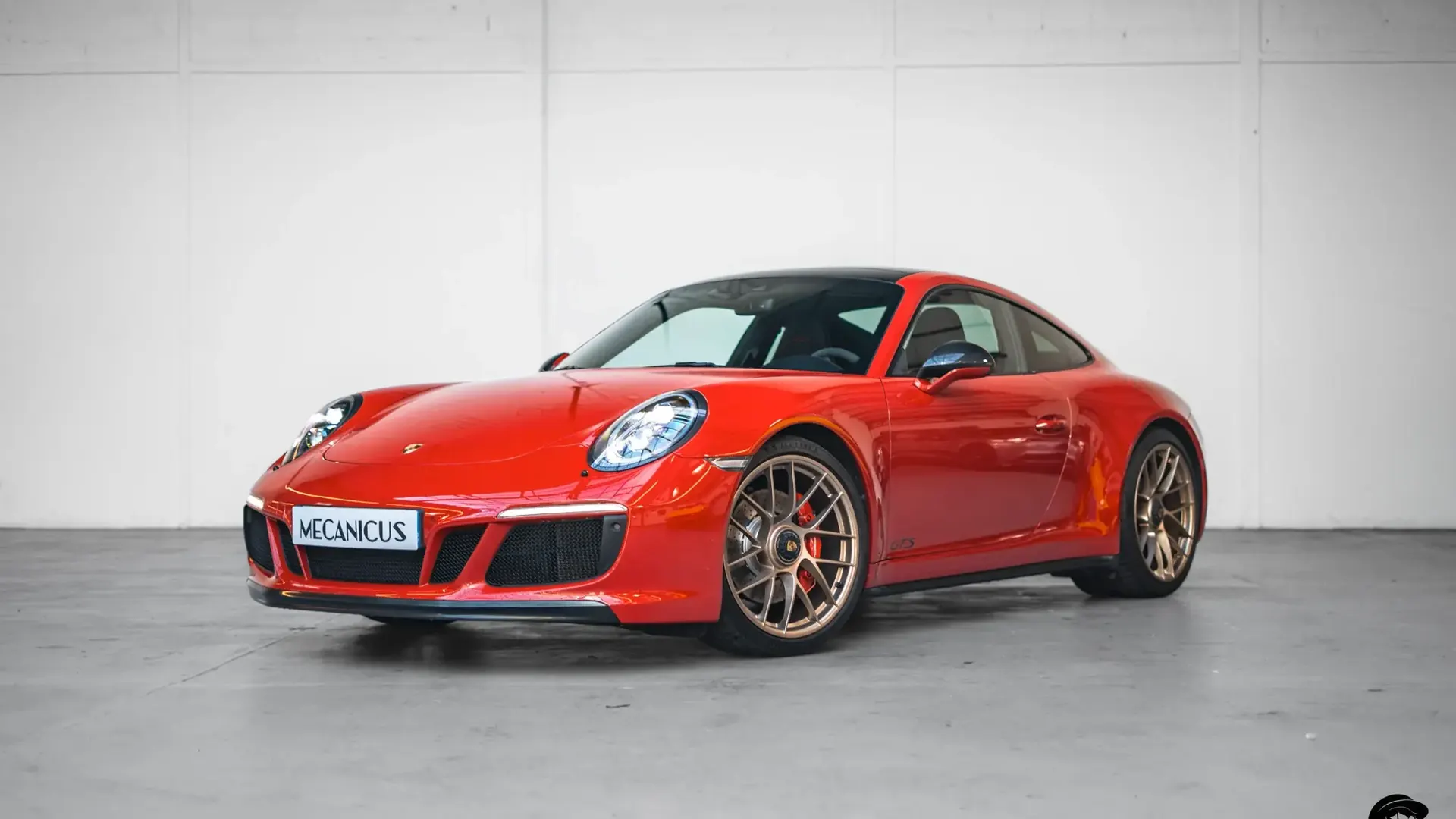 Porsche 911 — photo 2