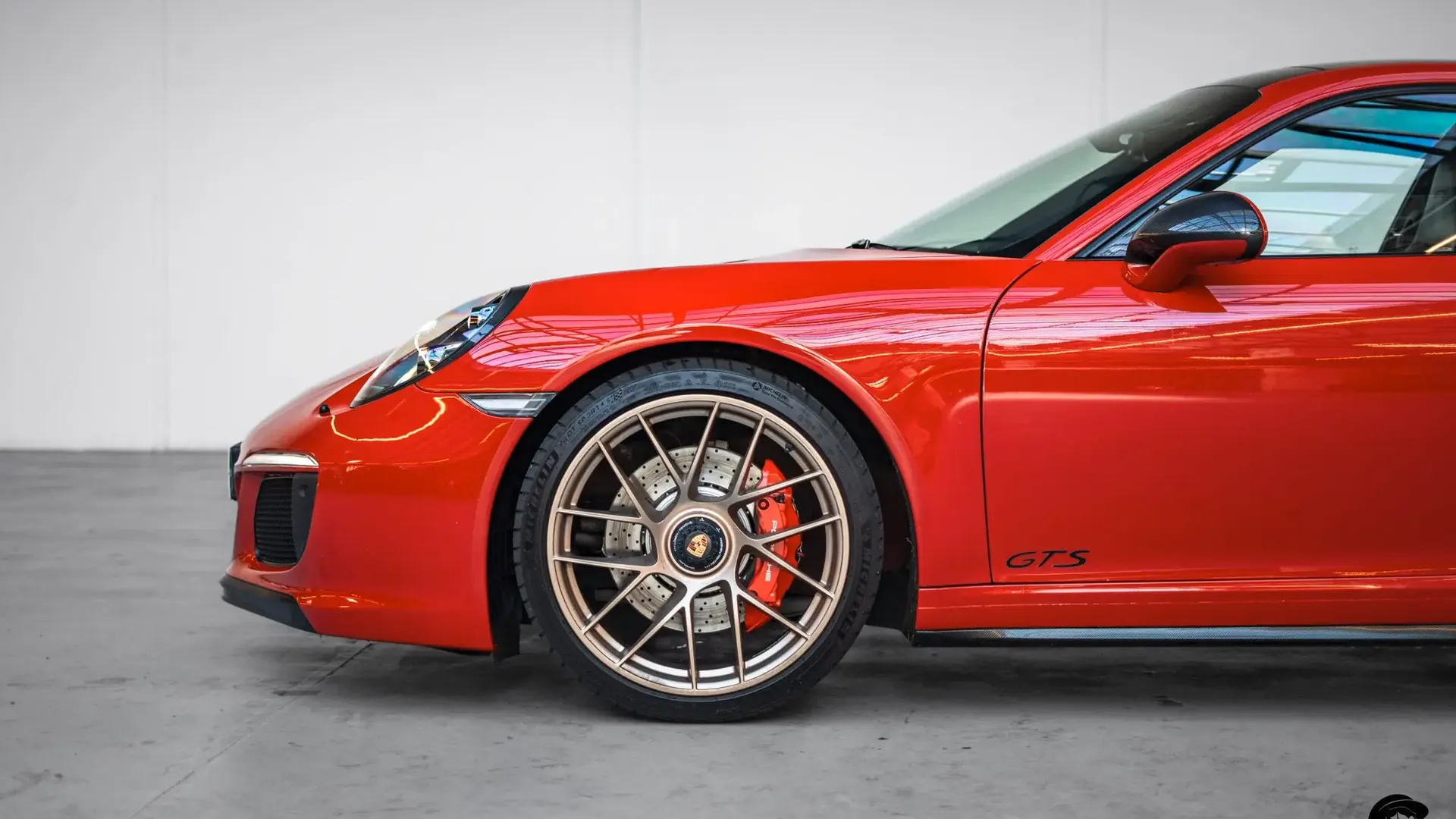 Porsche 911 — photo 7