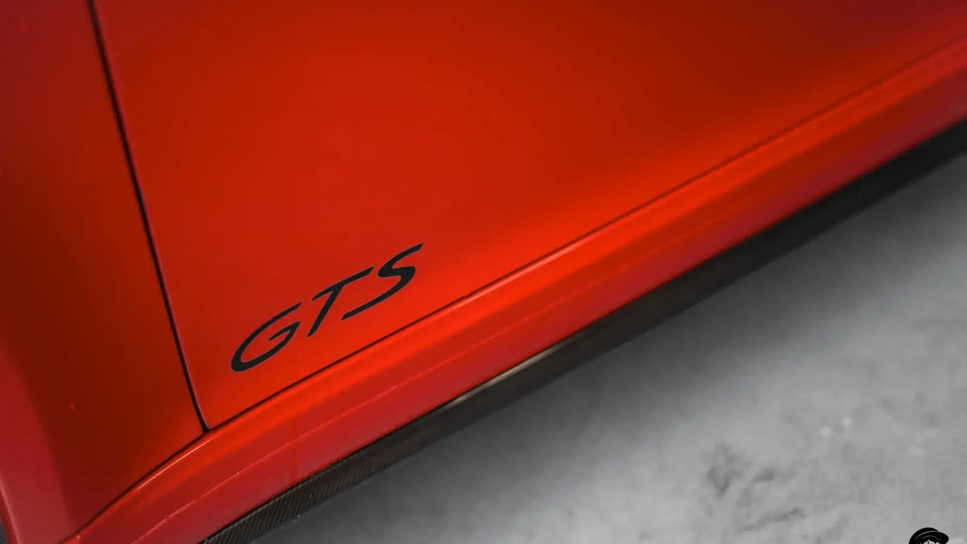 Porsche 911 — photo 32
