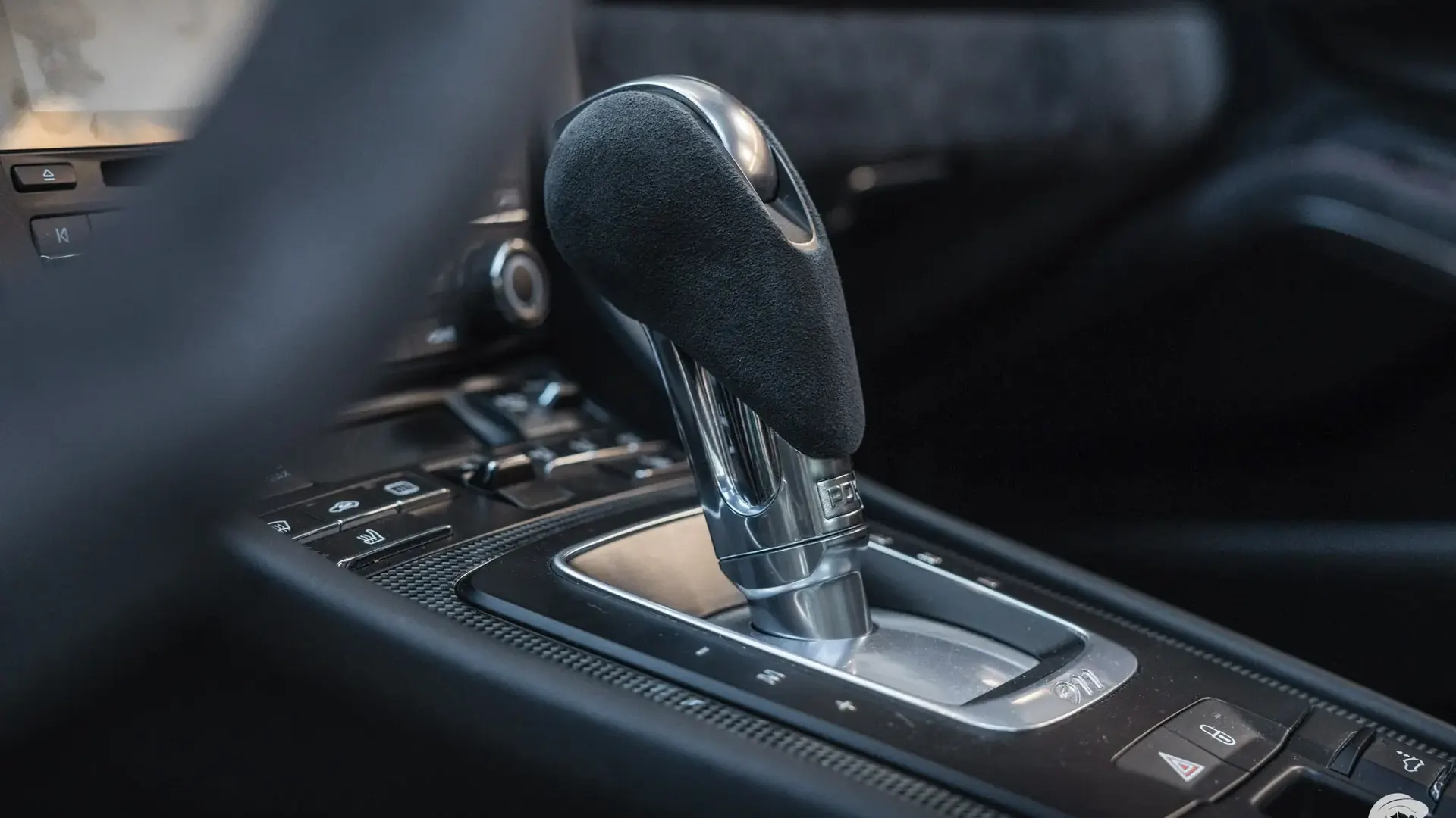 Porsche 911 — photo 20
