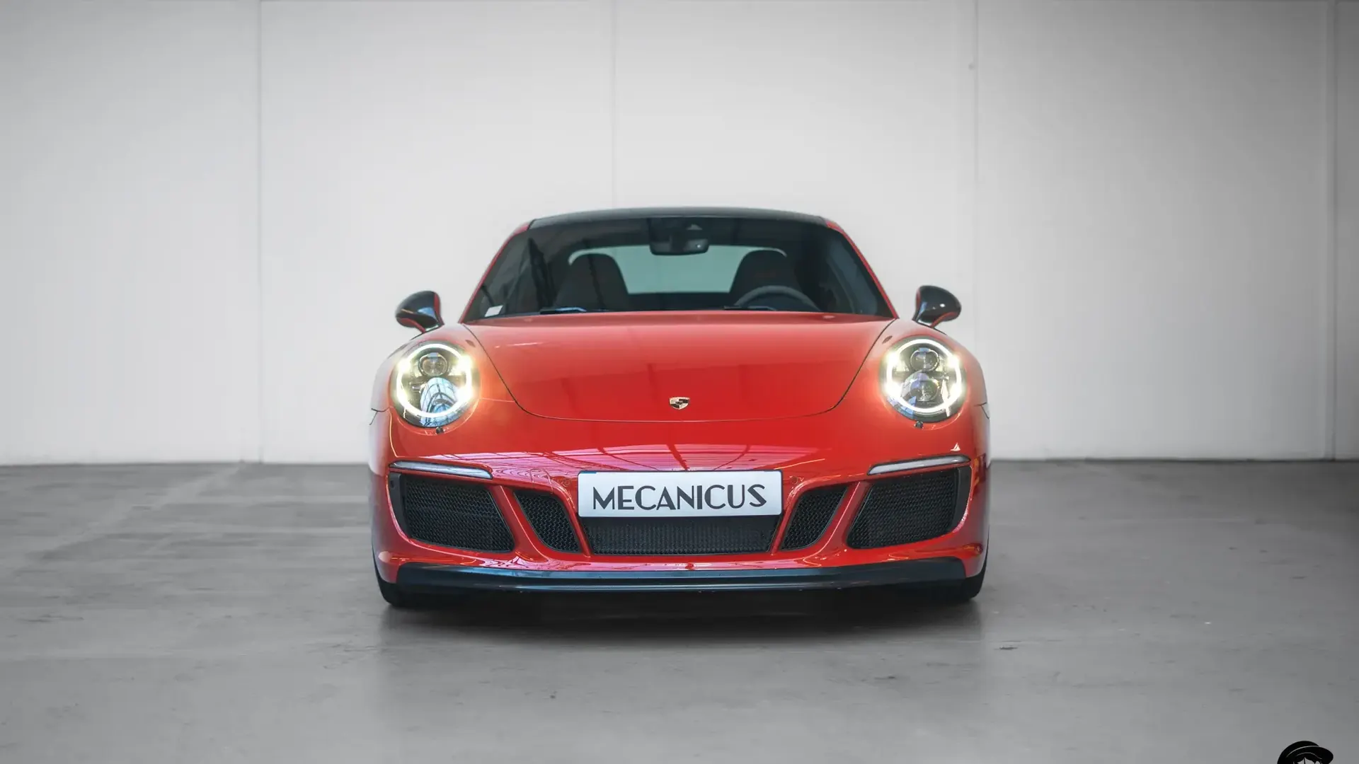 Porsche 911 — photo 4