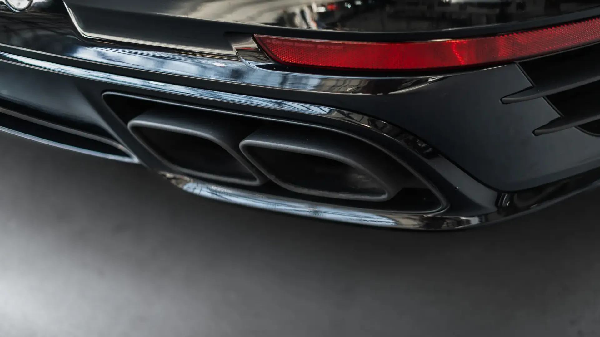 Porsche 911 — photo 45