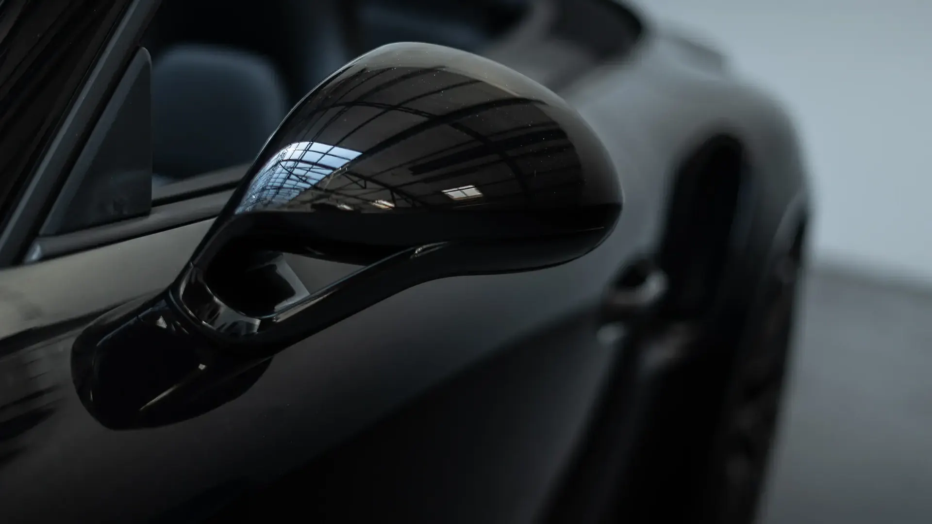 Porsche 911 — photo 47