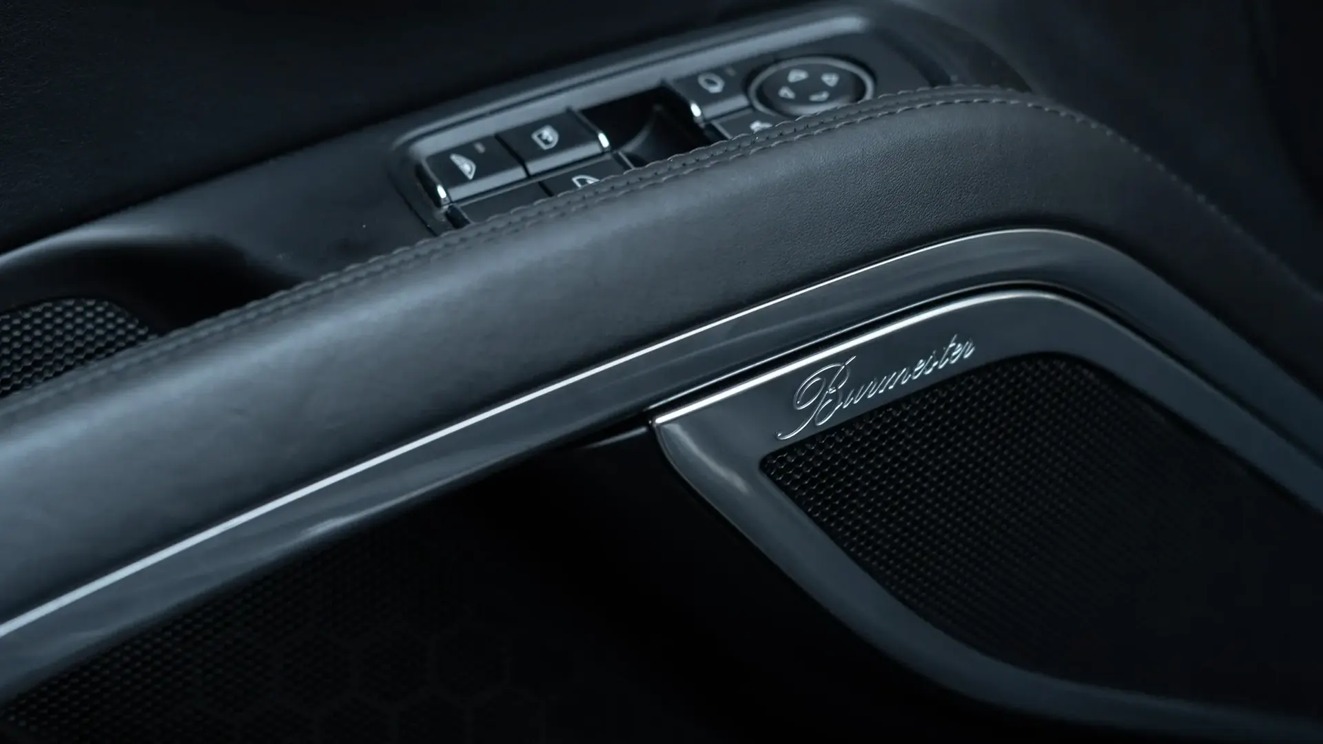 Porsche 911 — photo 28