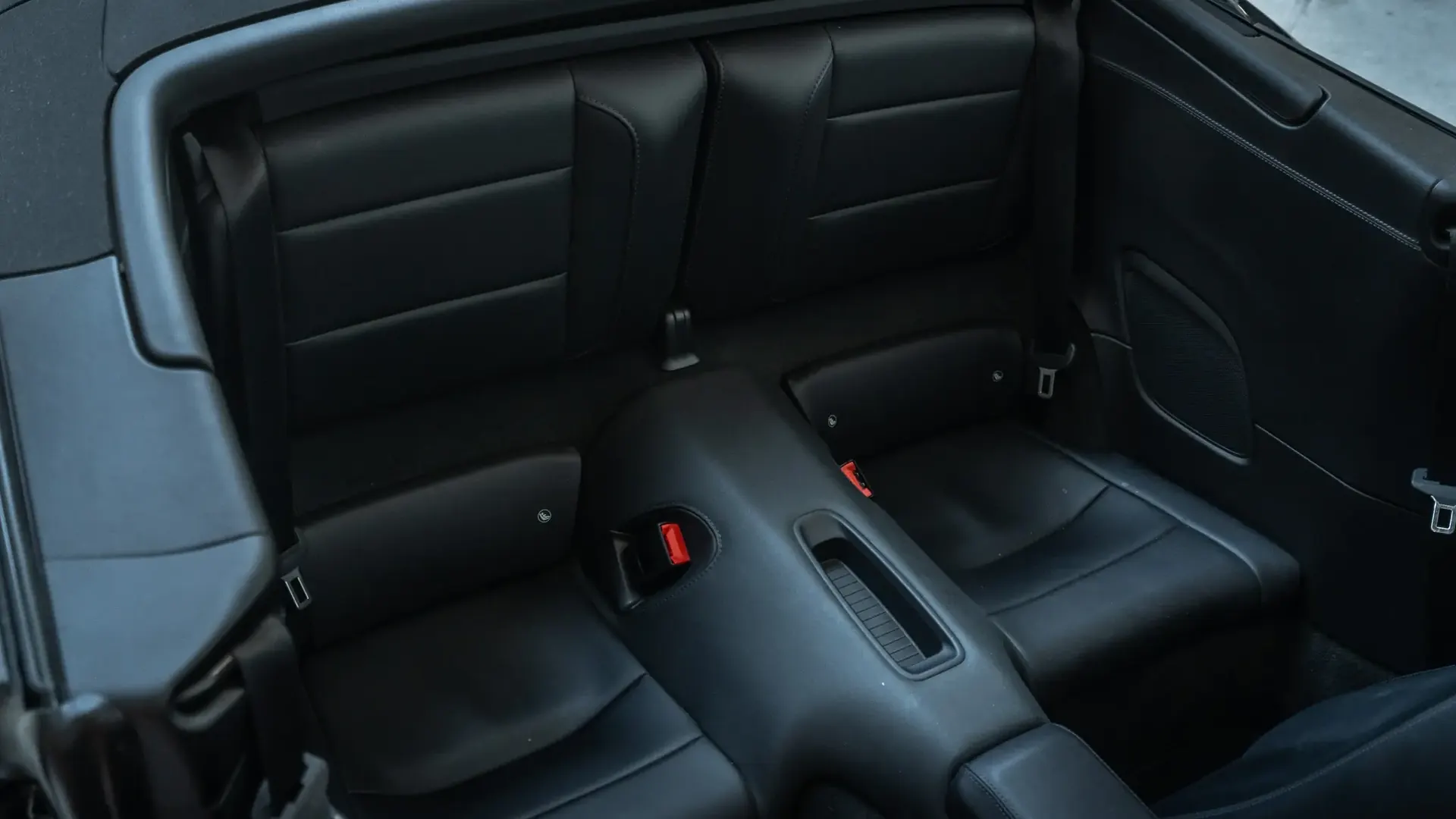 Porsche 911 — photo 34