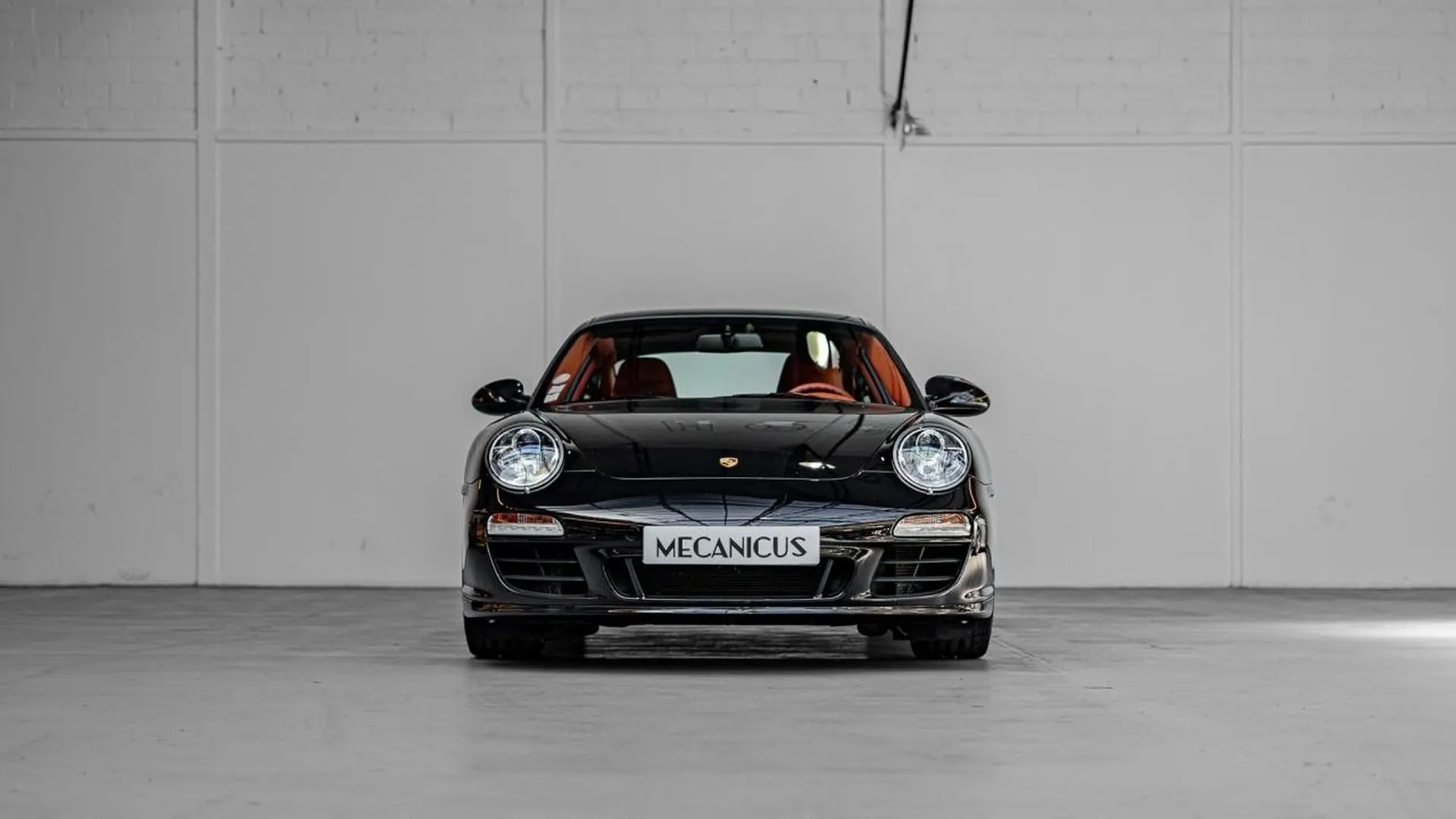Porsche 911 — photo 3