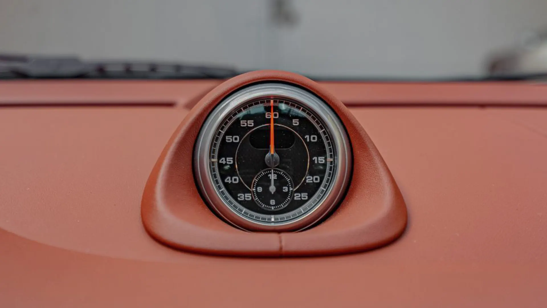 Porsche 911 — photo 22