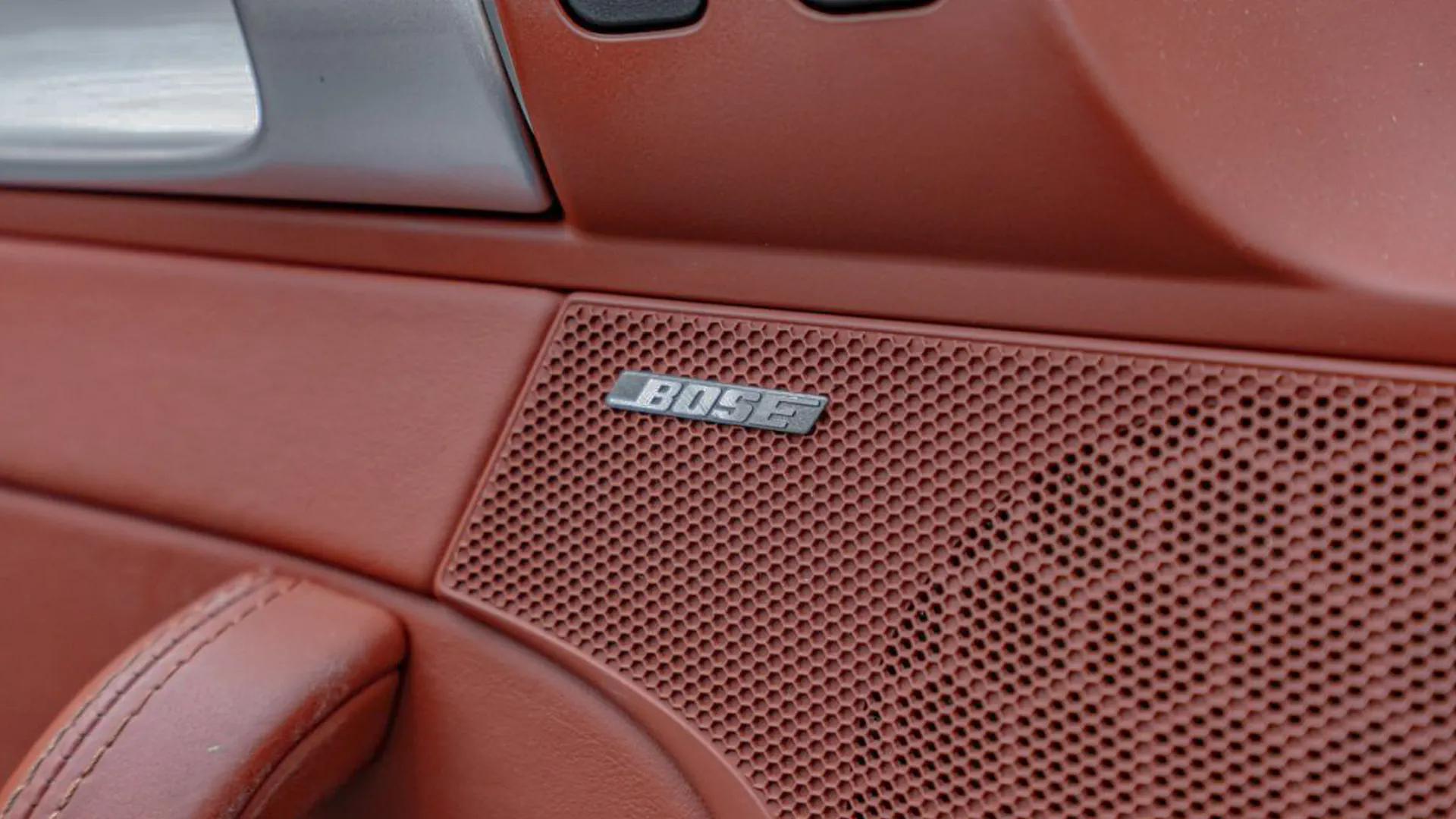 Porsche 911 — photo 18