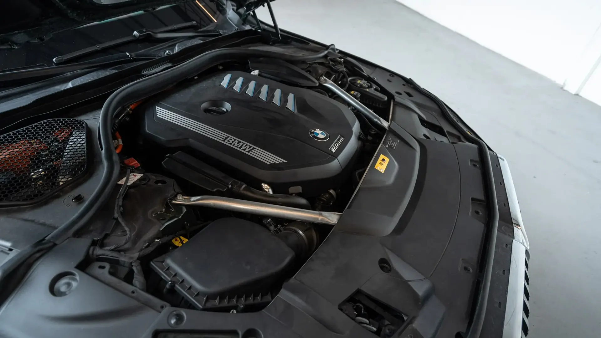 BMW 745Le — photo 47