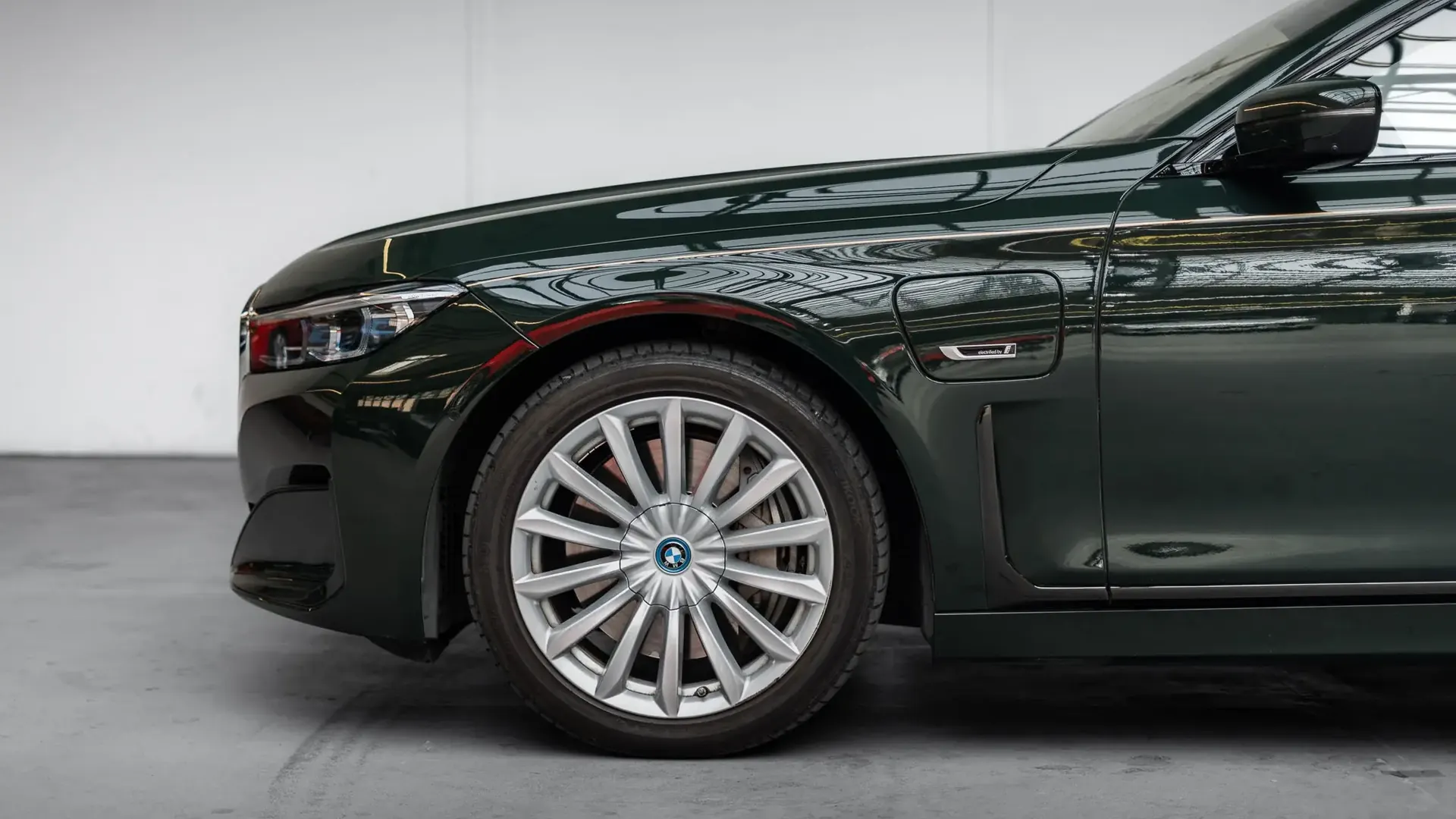 BMW 745Le — photo 6