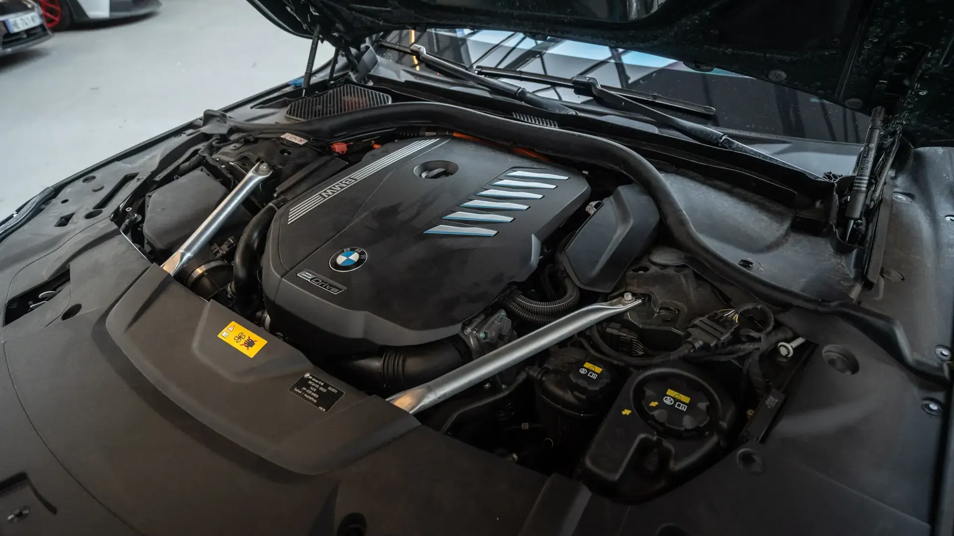 BMW 745Le — photo 46