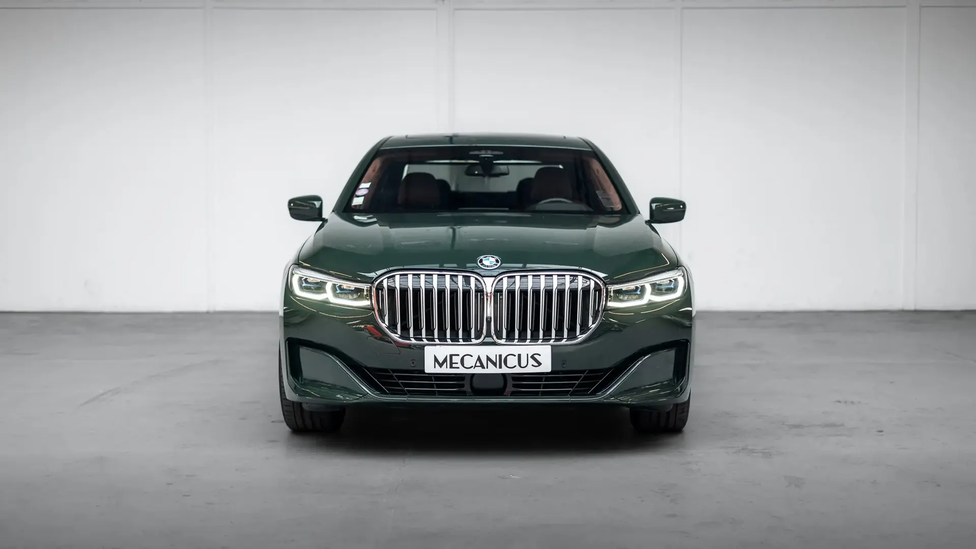 BMW 745Le — photo 3