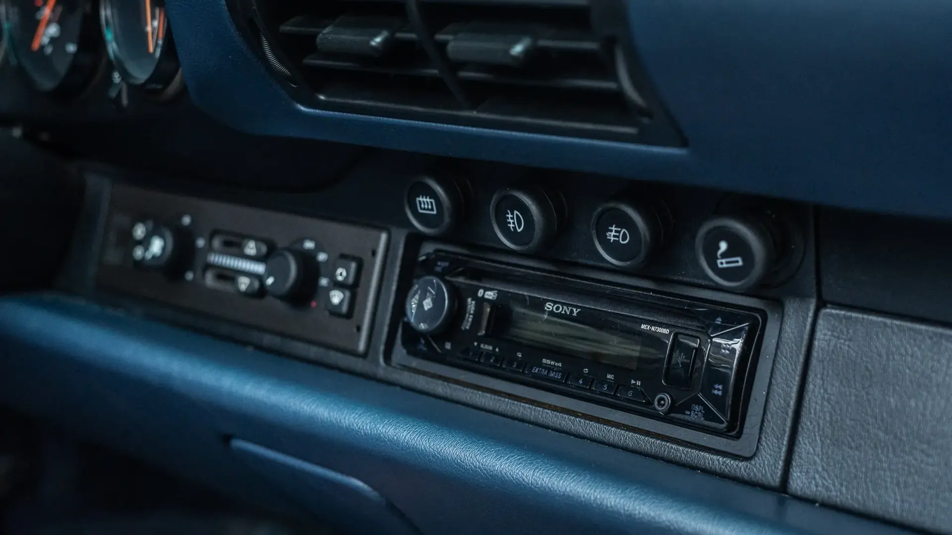 Porsche 911 — photo 19