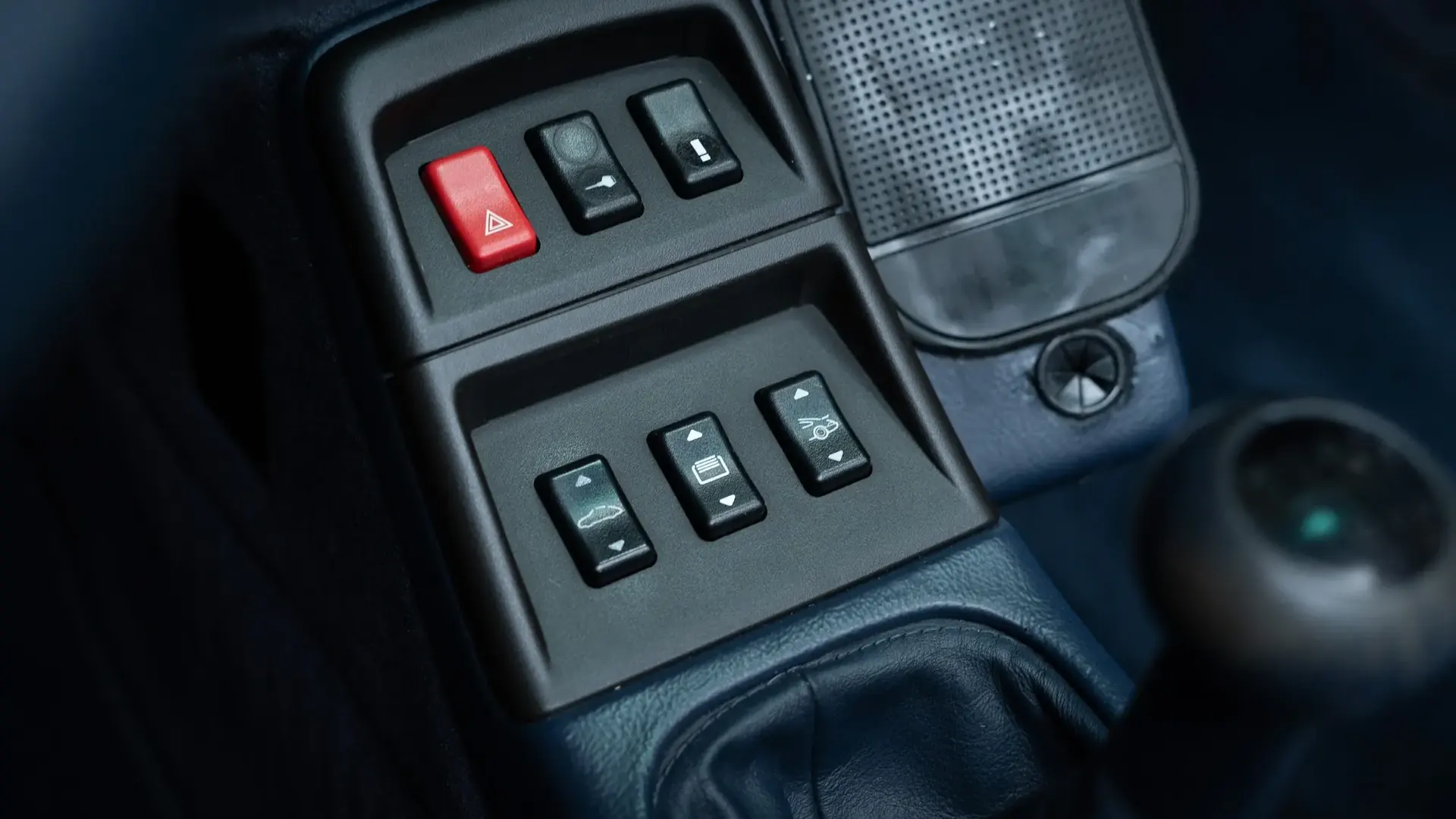 Porsche 911 — photo 13