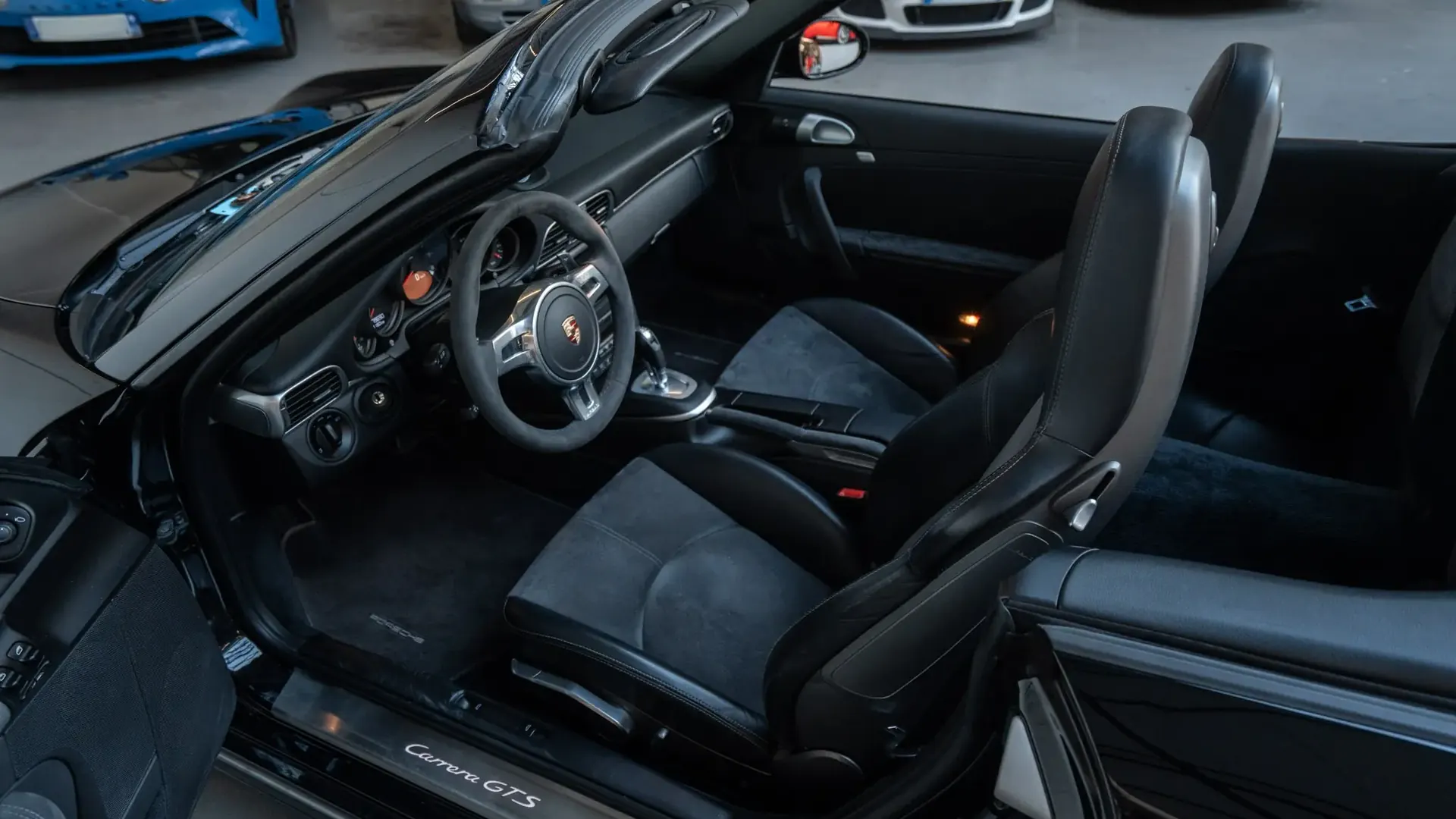 Porsche 911 — photo 10