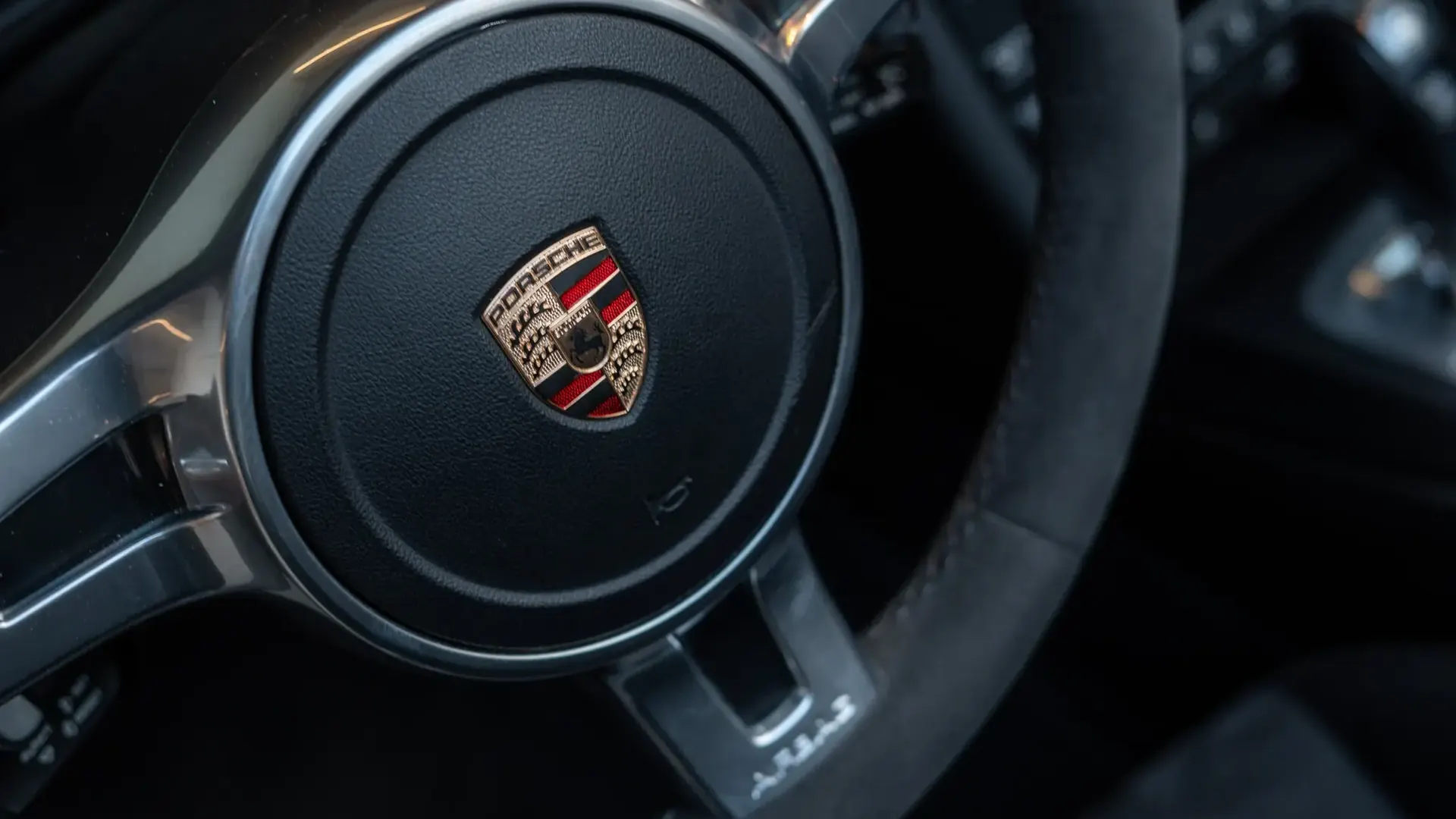 Porsche 911 — photo 16
