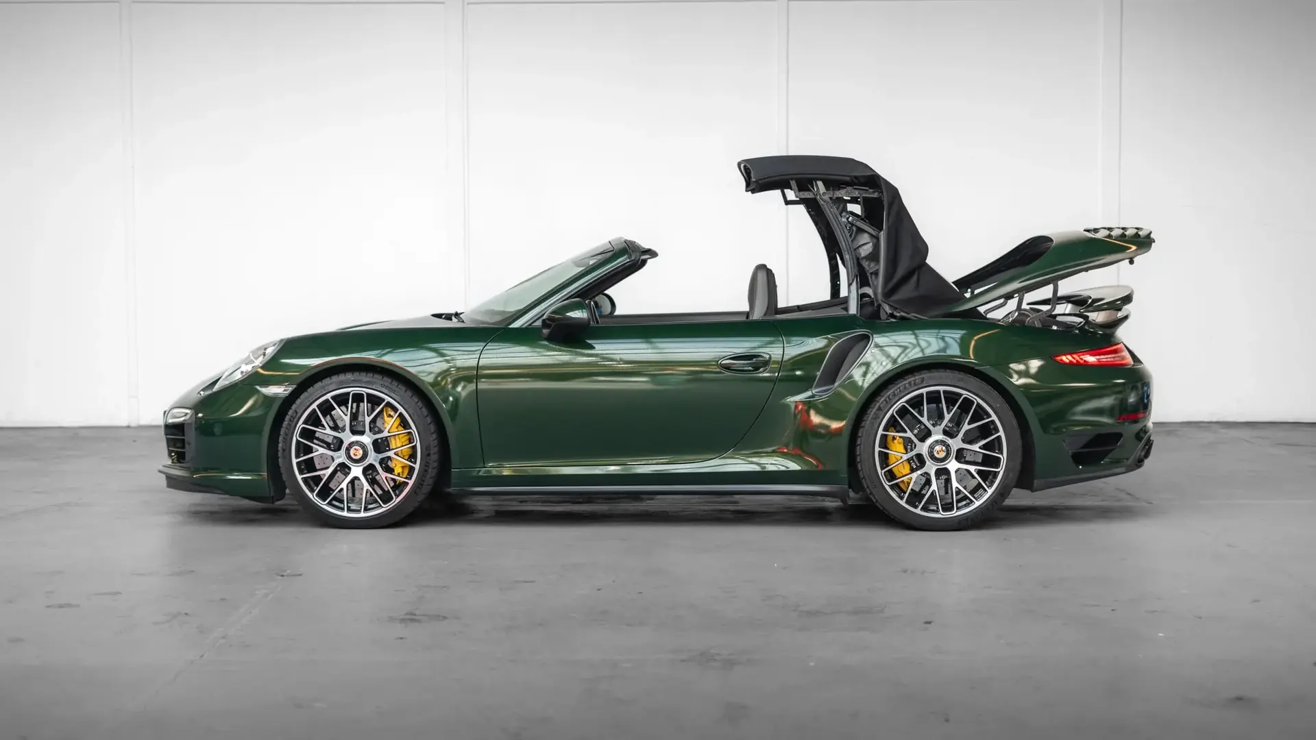 Porsche 991 — photo 6