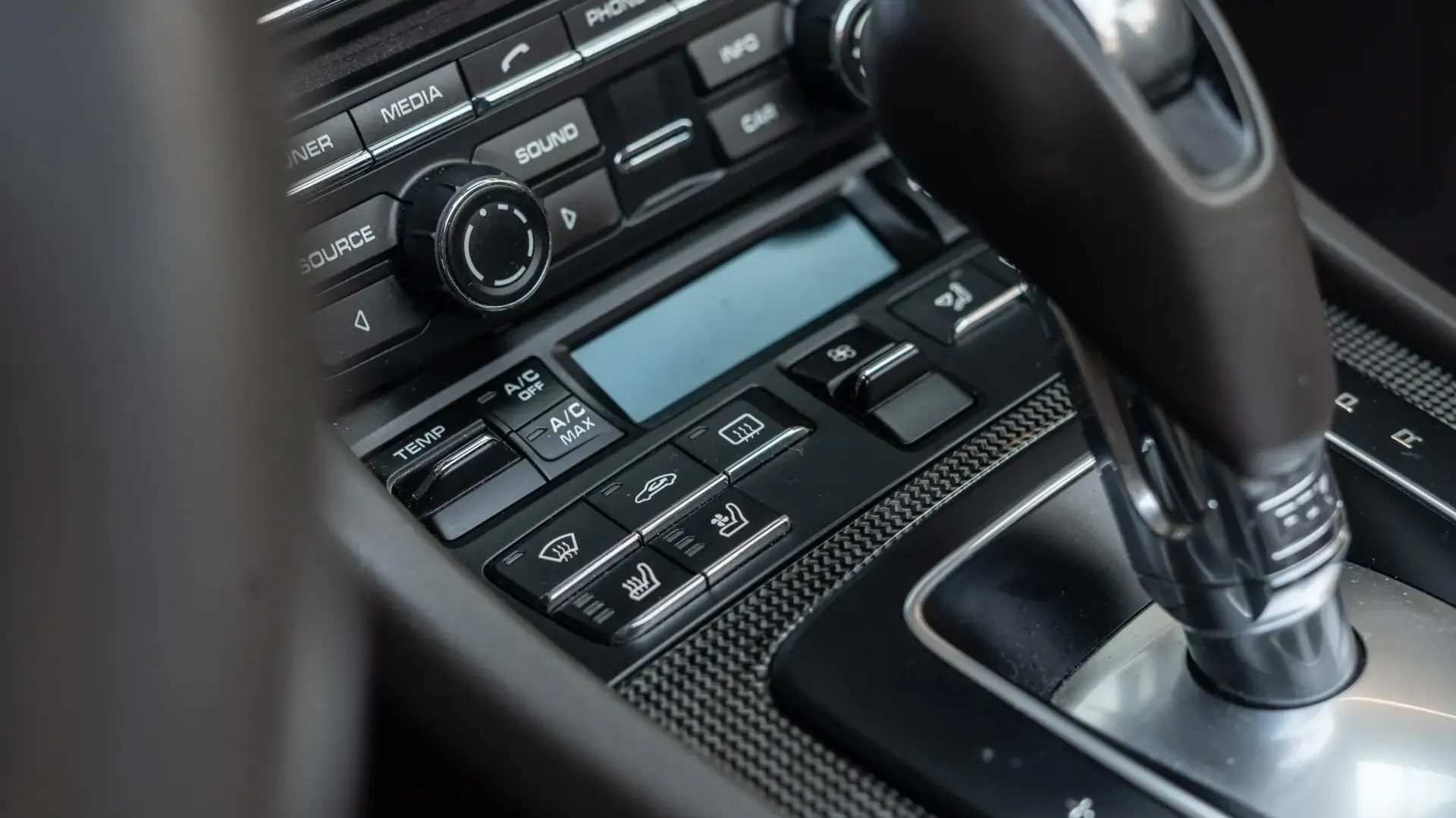 Porsche 991 — photo 21