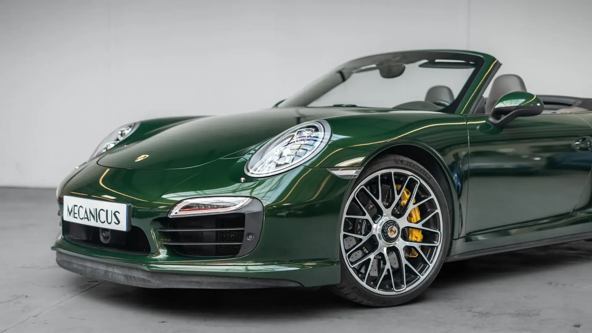 Porsche 991 — photo 35