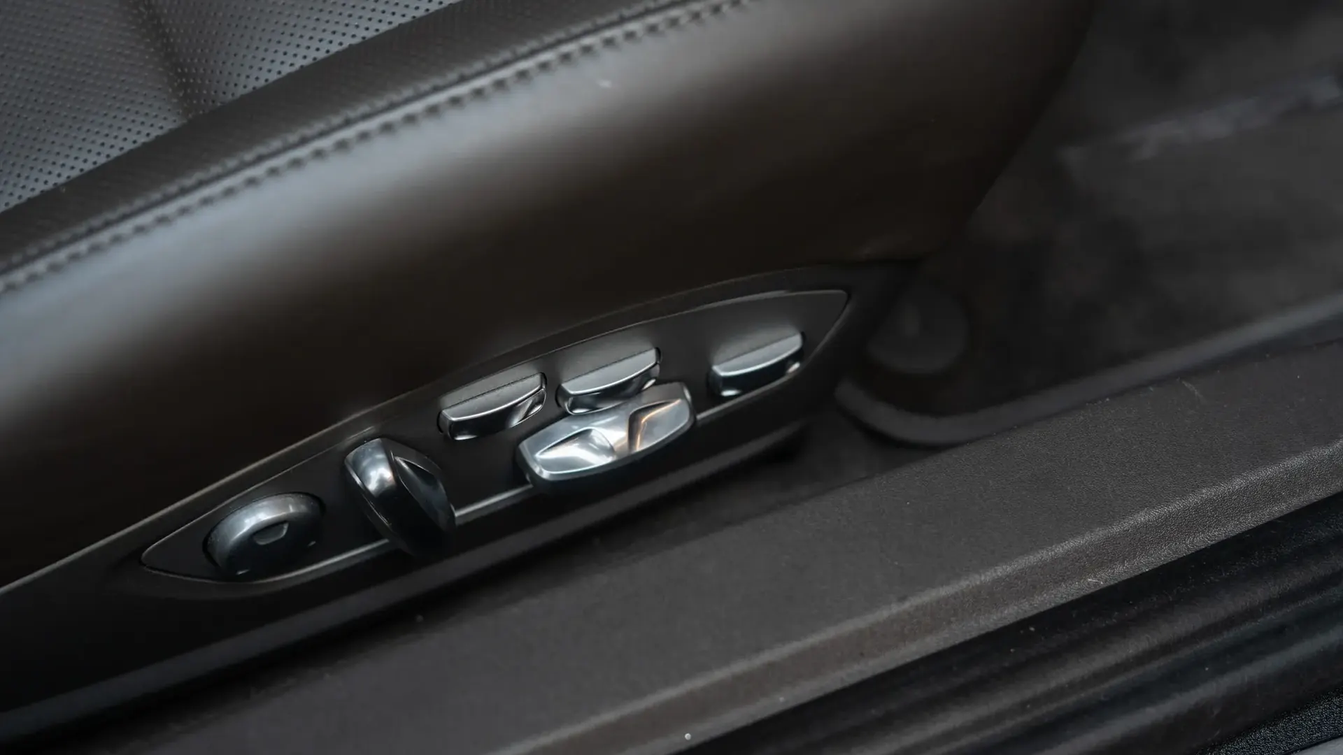 Porsche 991 — photo 30