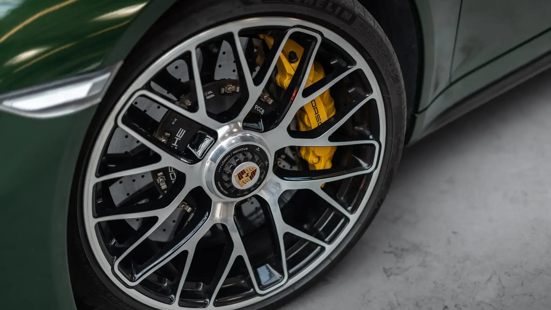 Porsche 991 — photo 36