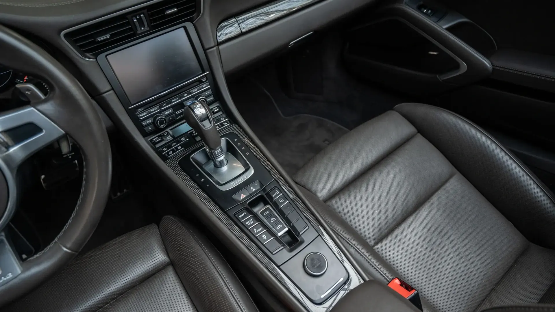 Porsche 991 — photo 22