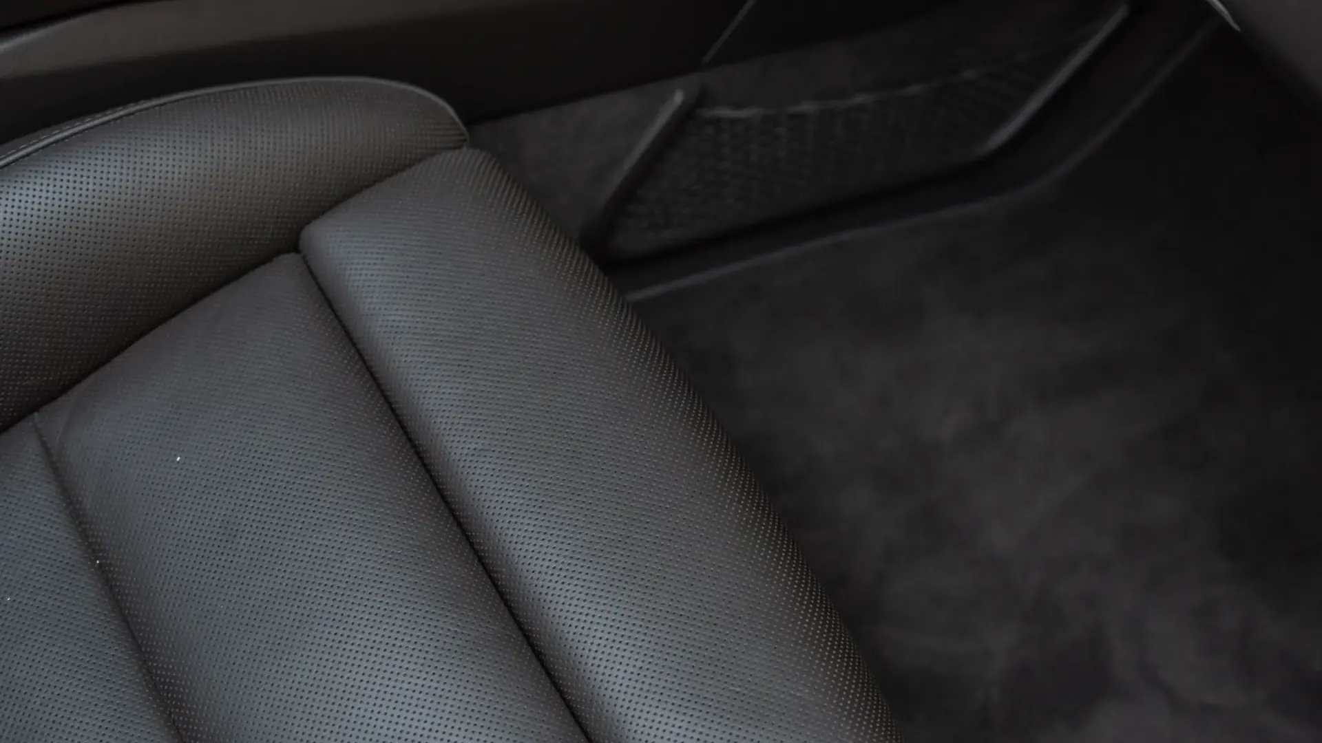 Porsche 991 — photo 28