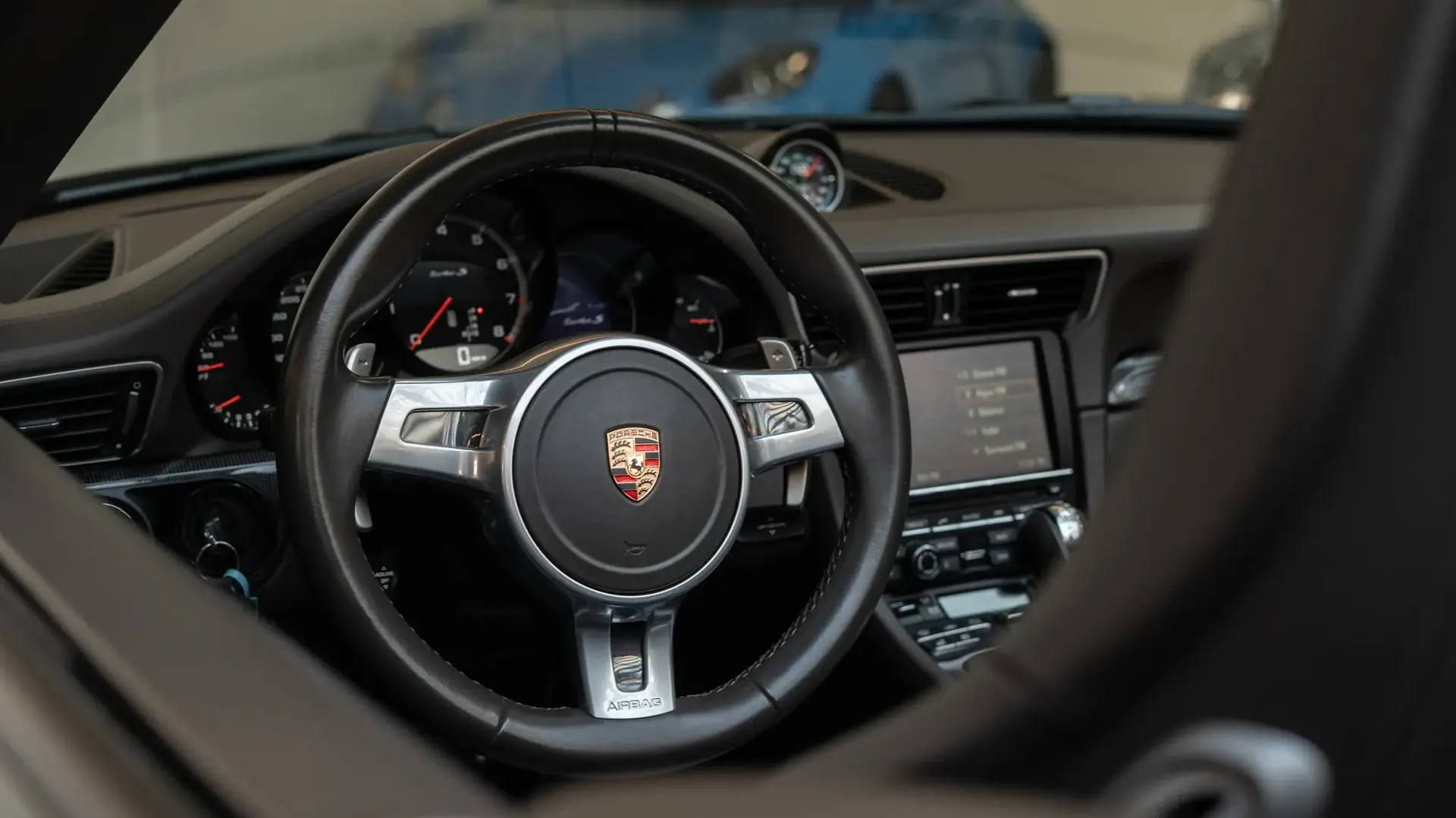 Porsche 991 — photo 14