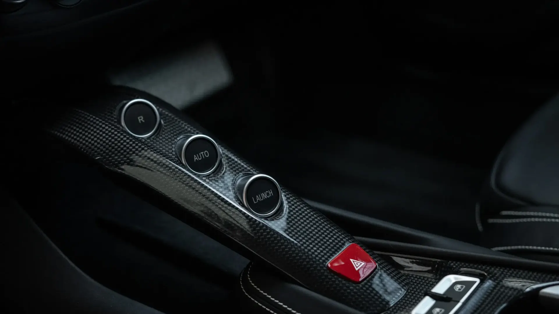 Ferrari F12 — photo 17