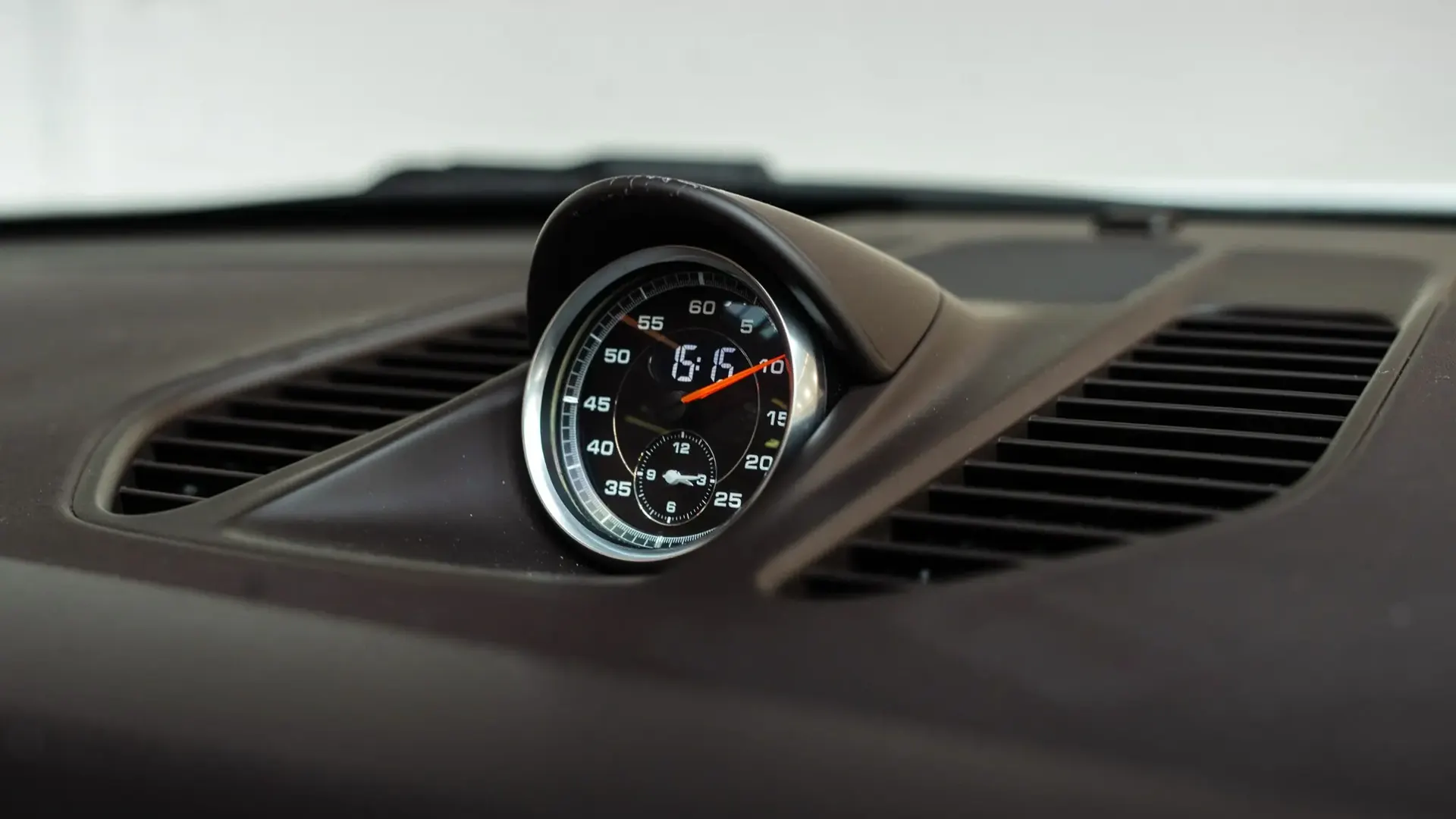 Porsche 911 — photo 22
