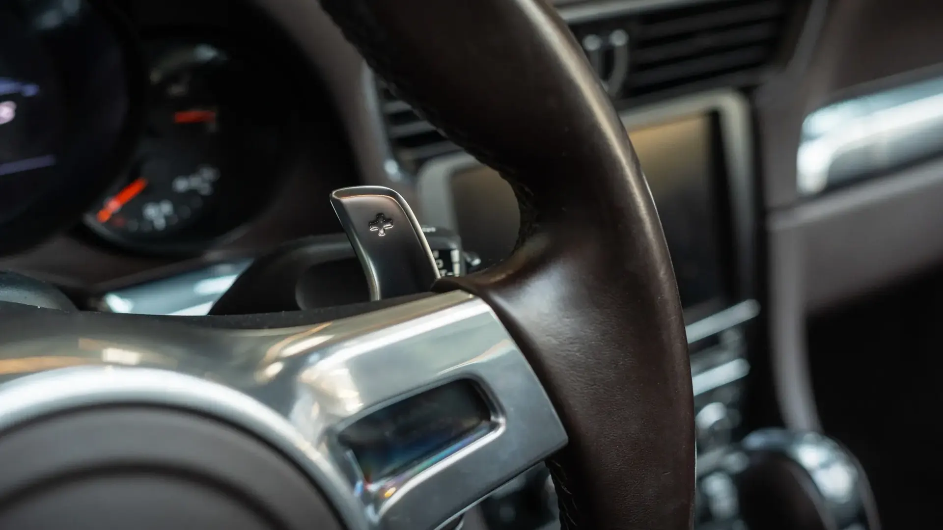 Porsche 911 — photo 18