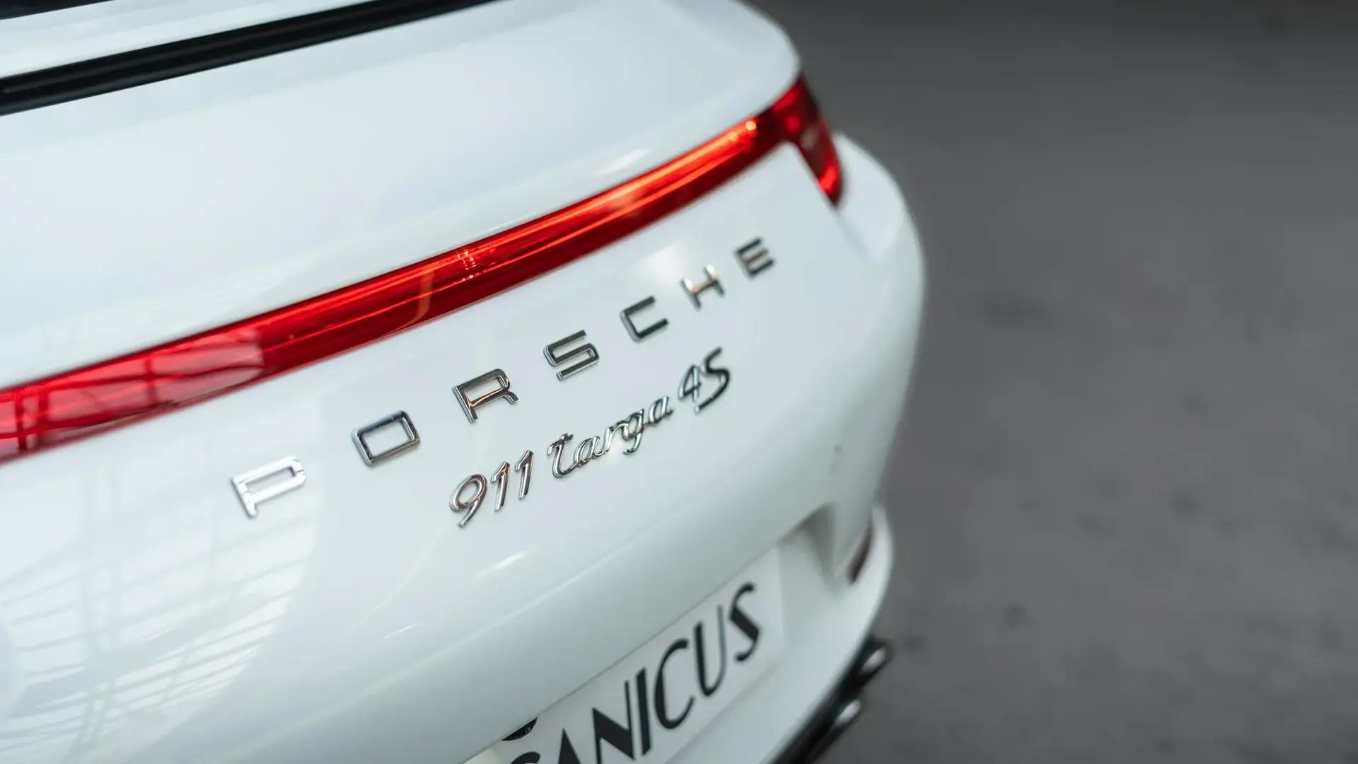 Porsche 911 — photo 45