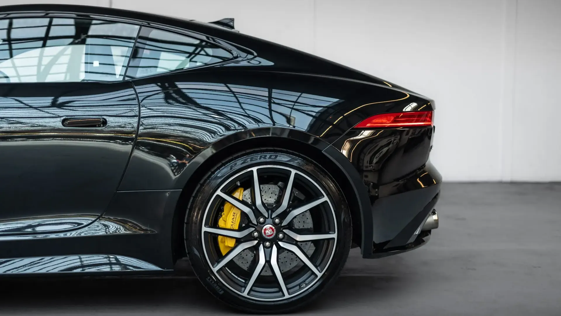 Jaguar F-Type — photo 7