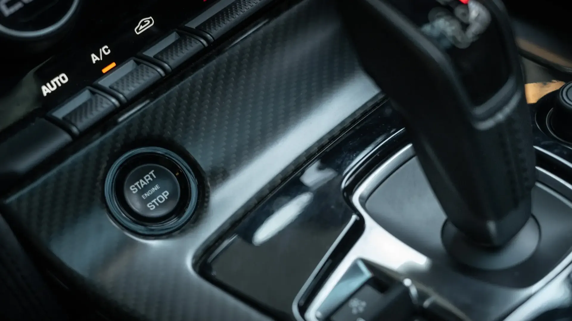 Jaguar F-Type — photo 17