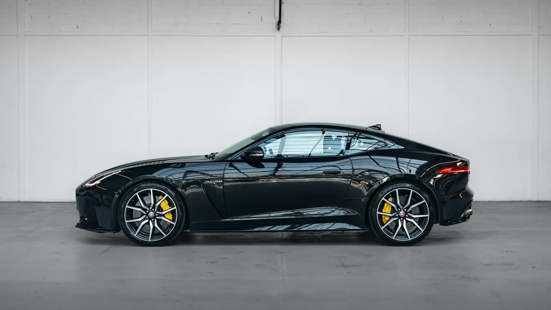 Jaguar F-Type — photo 5