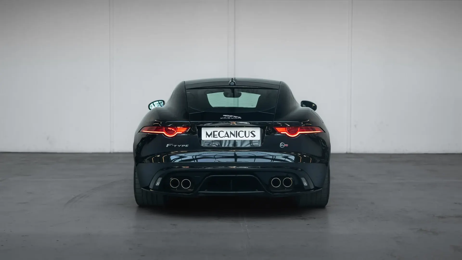 Jaguar F-Type — photo 4