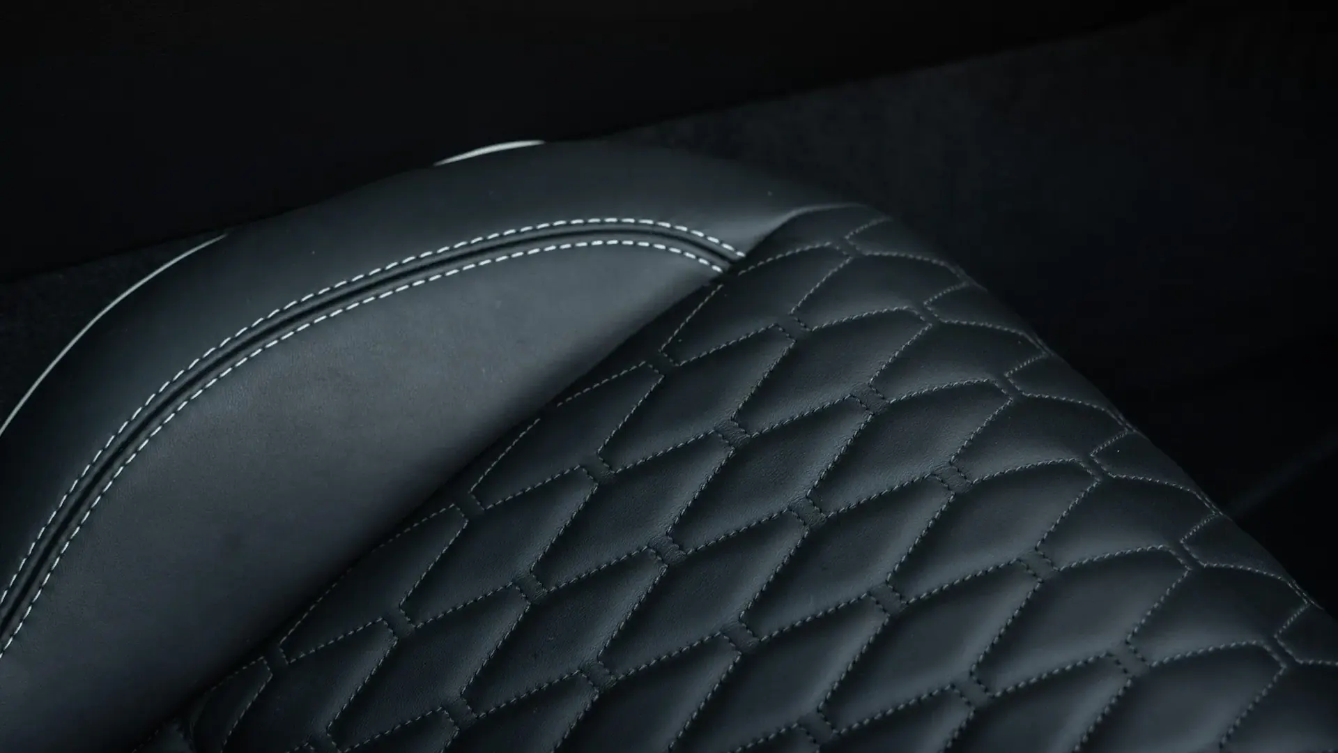Jaguar F-Type — photo 27