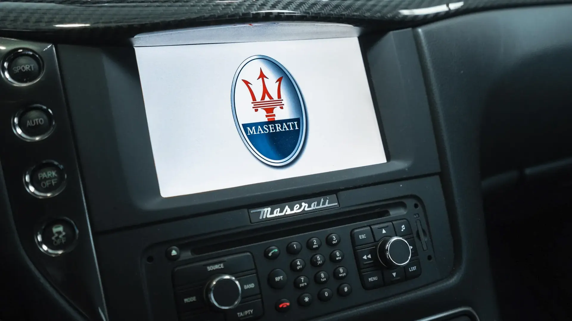 Maserati GranTurismo — photo 28
