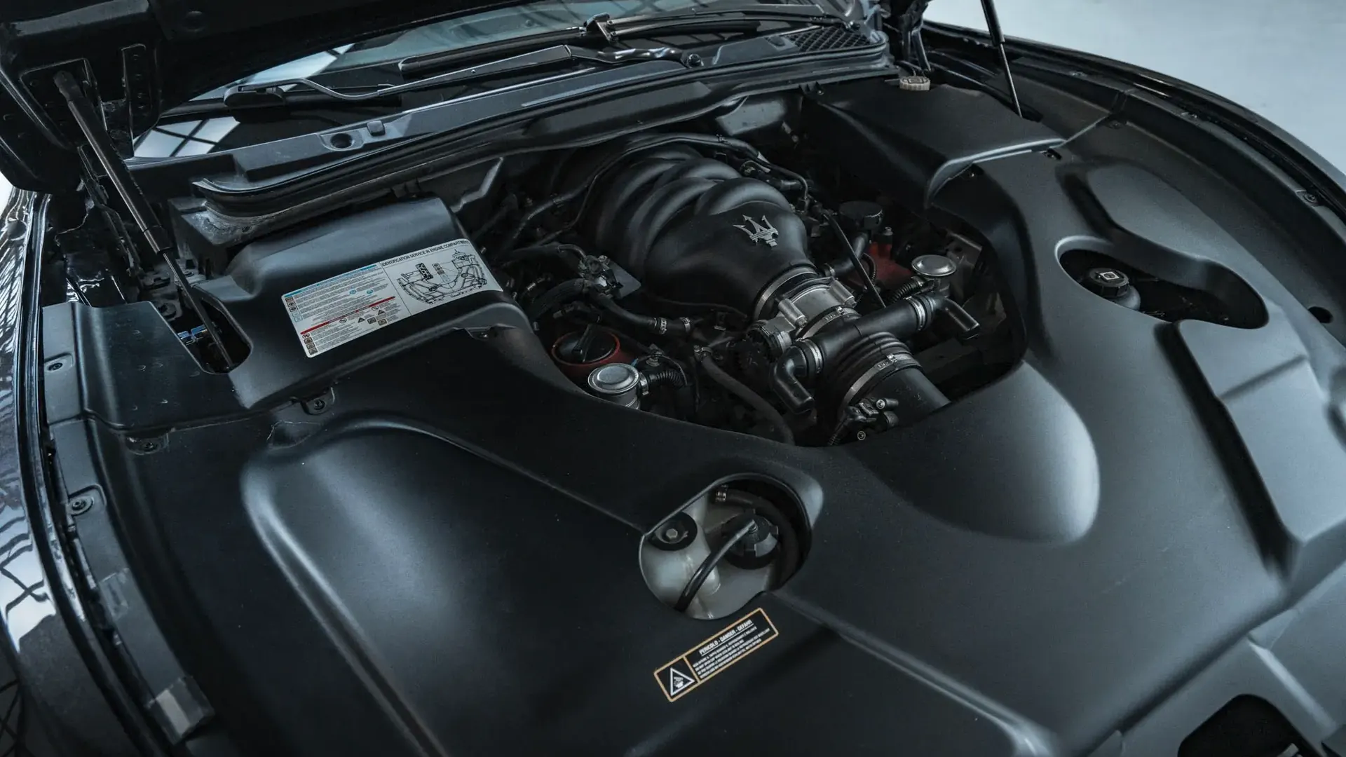 Maserati GranTurismo — photo 47