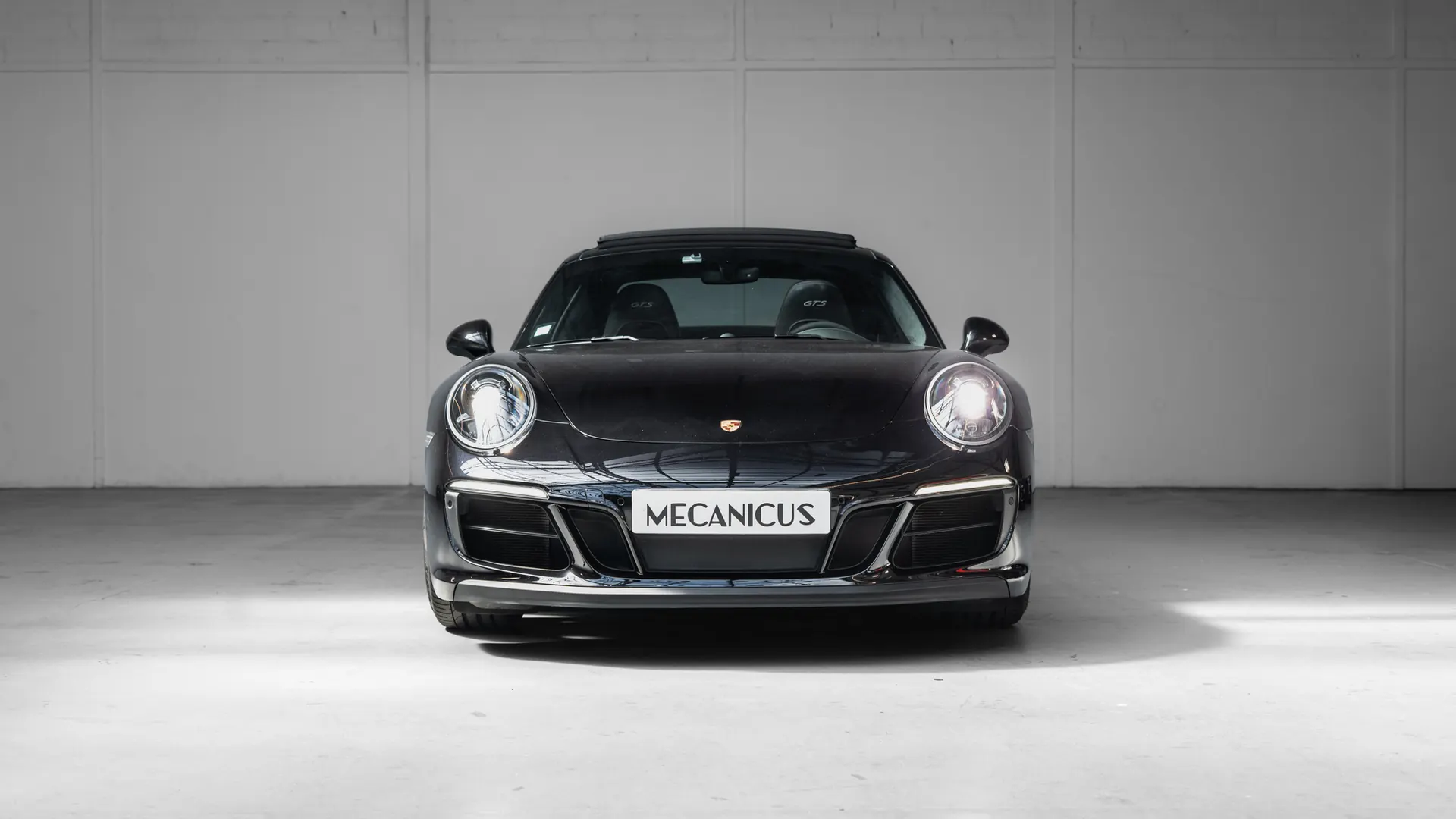 Porsche 911 — photo 3