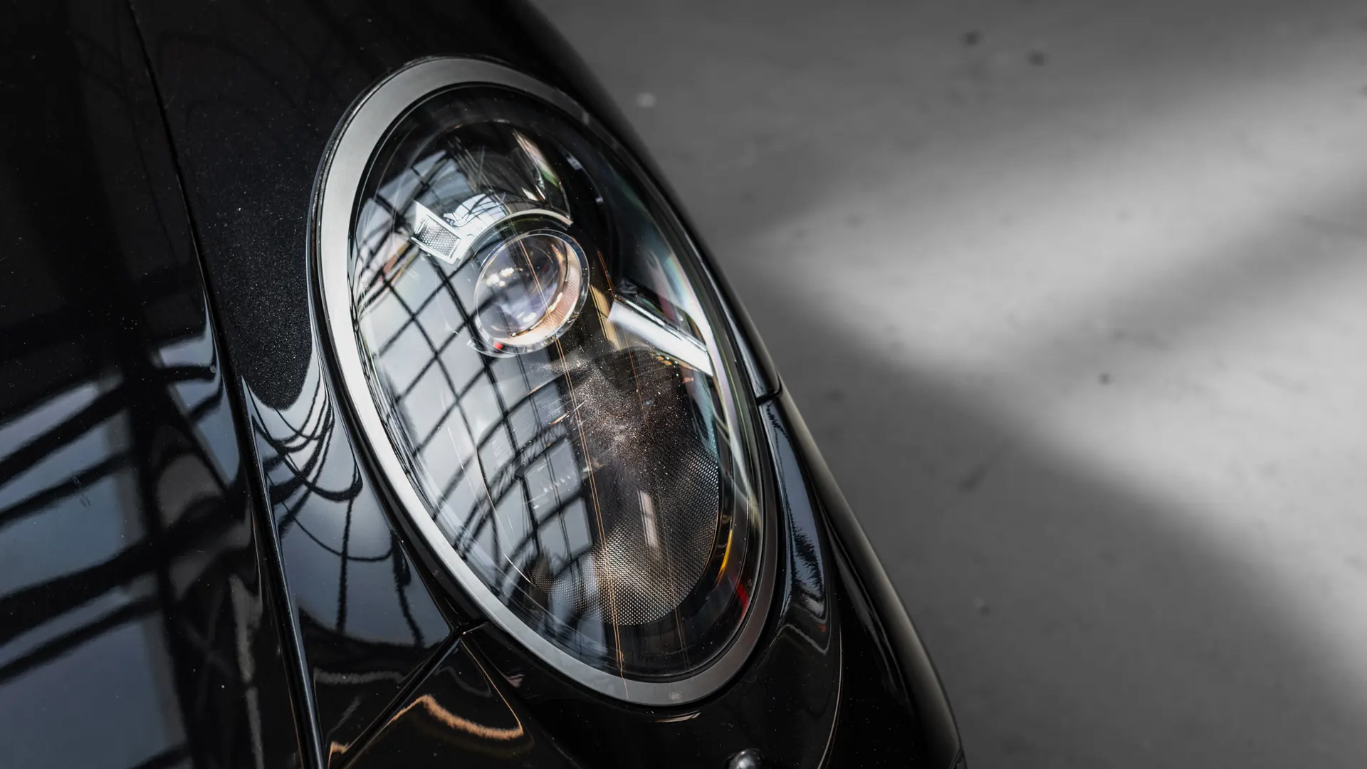 Porsche 911 — photo 34