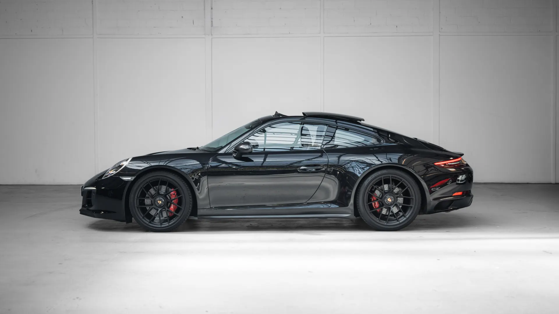 Porsche 911 — photo 5