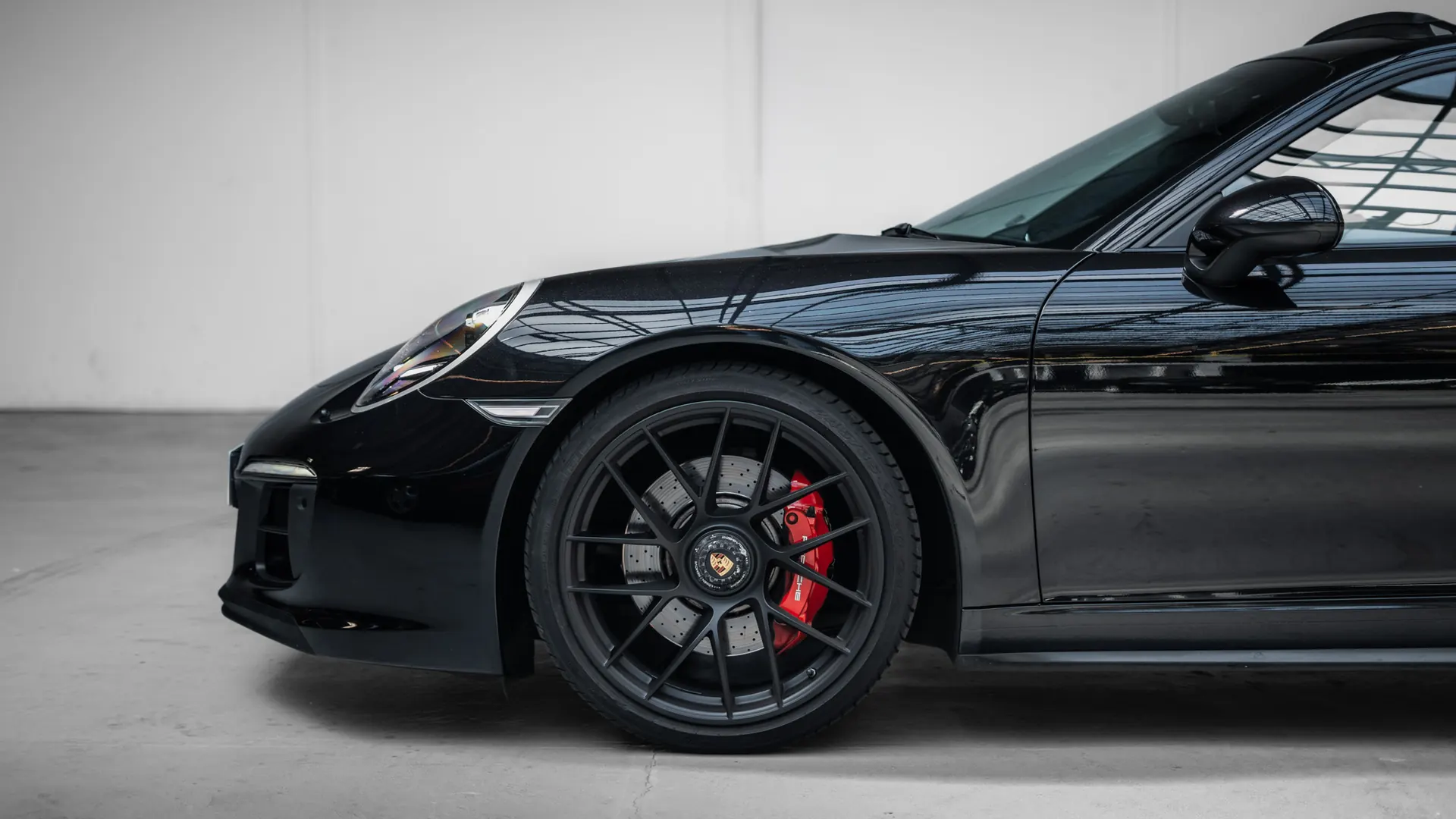 Porsche 911 — photo 6