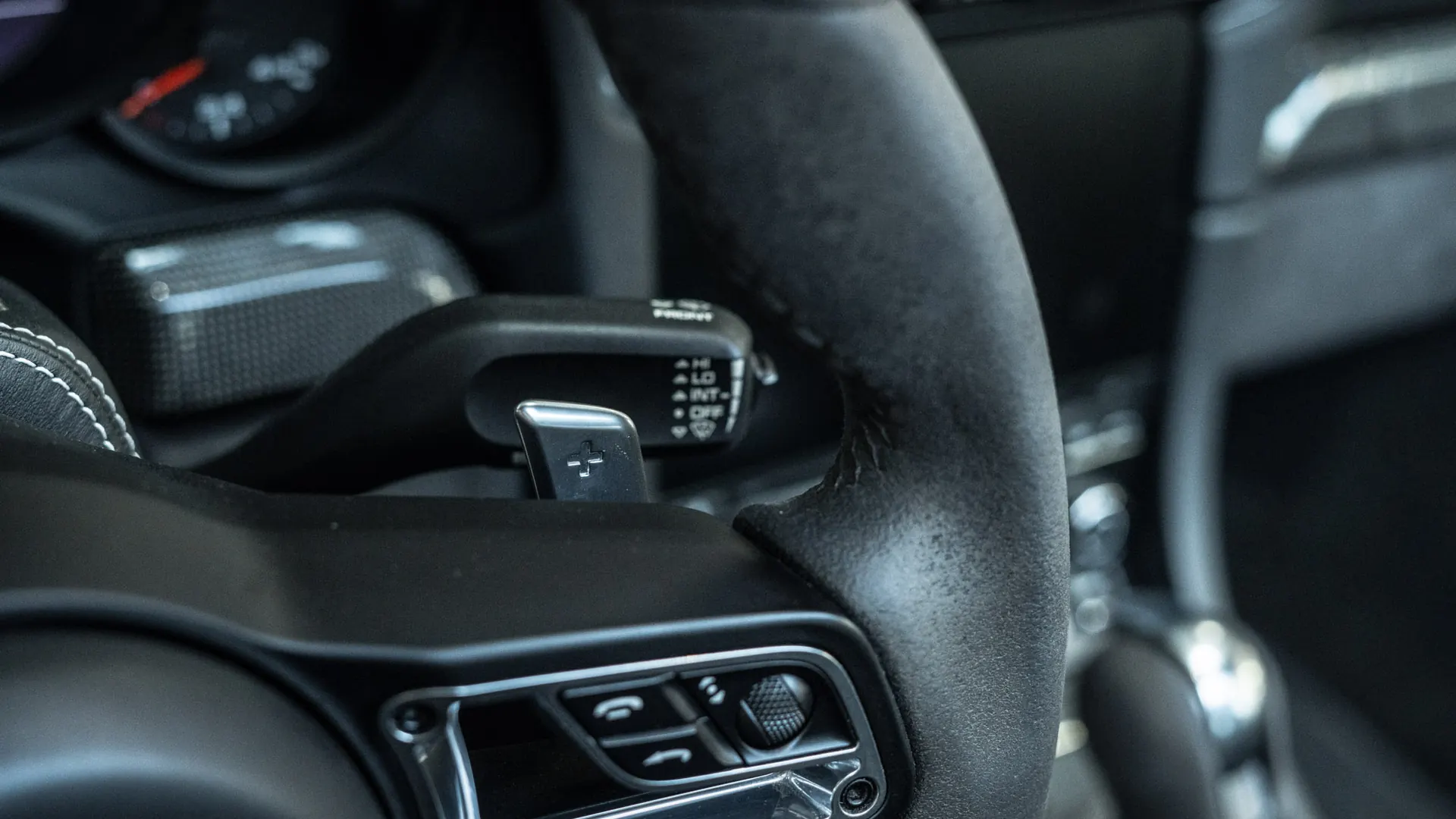 Porsche 911 — photo 12