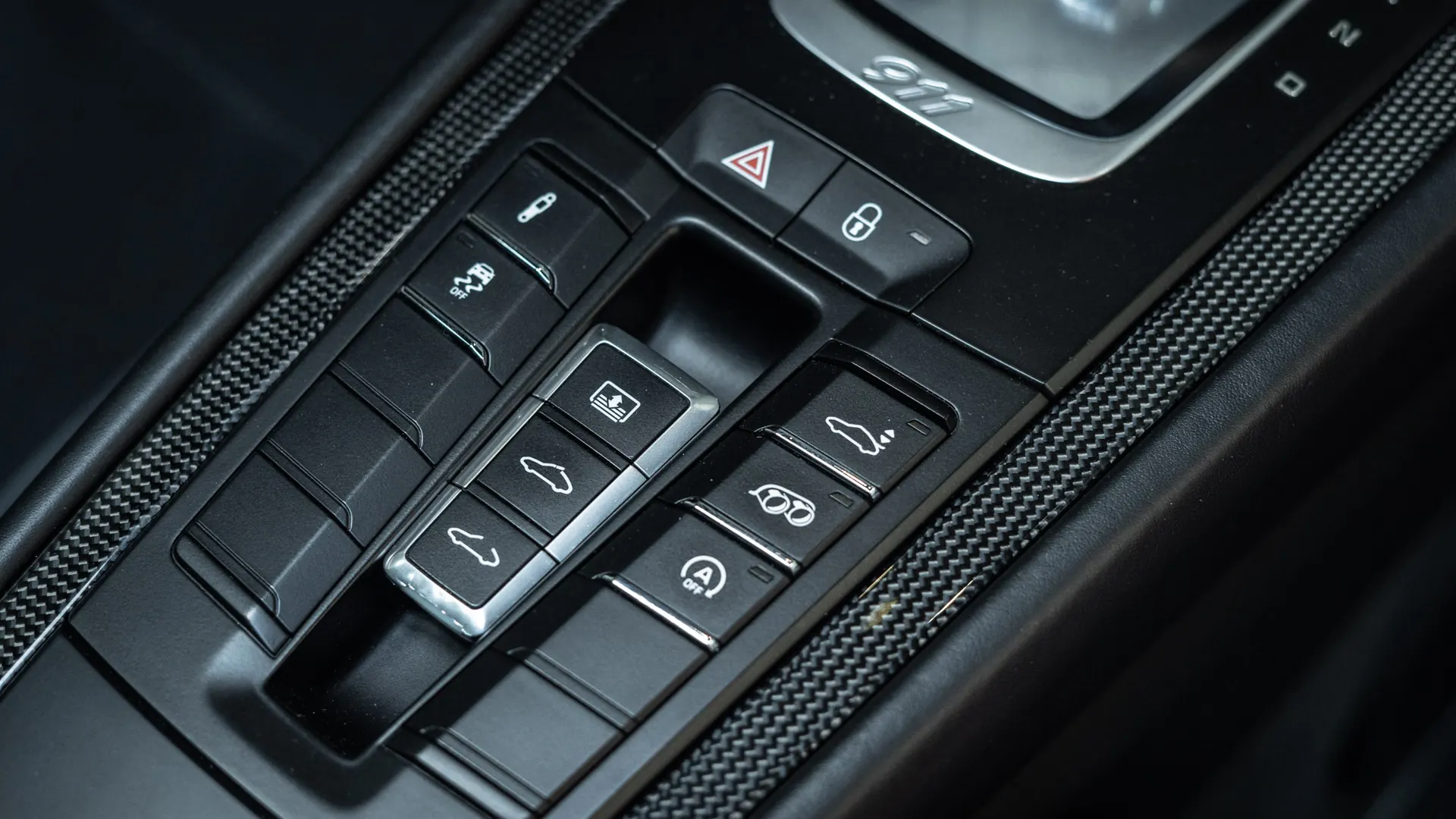 Porsche 911 — photo 15