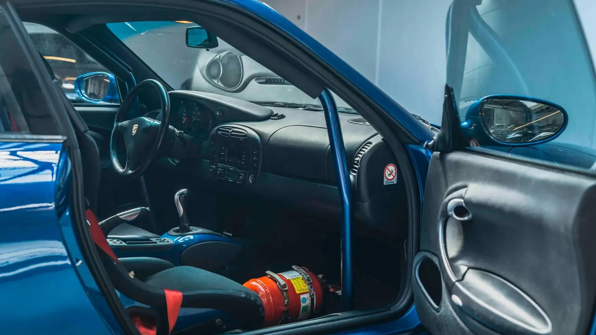 Porsche 911 — photo 14