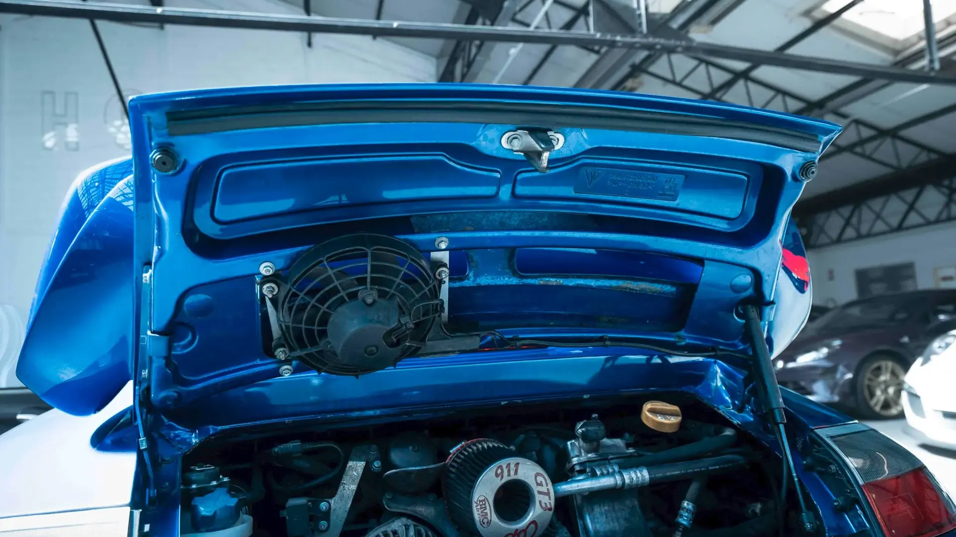 Porsche 911 — photo 46