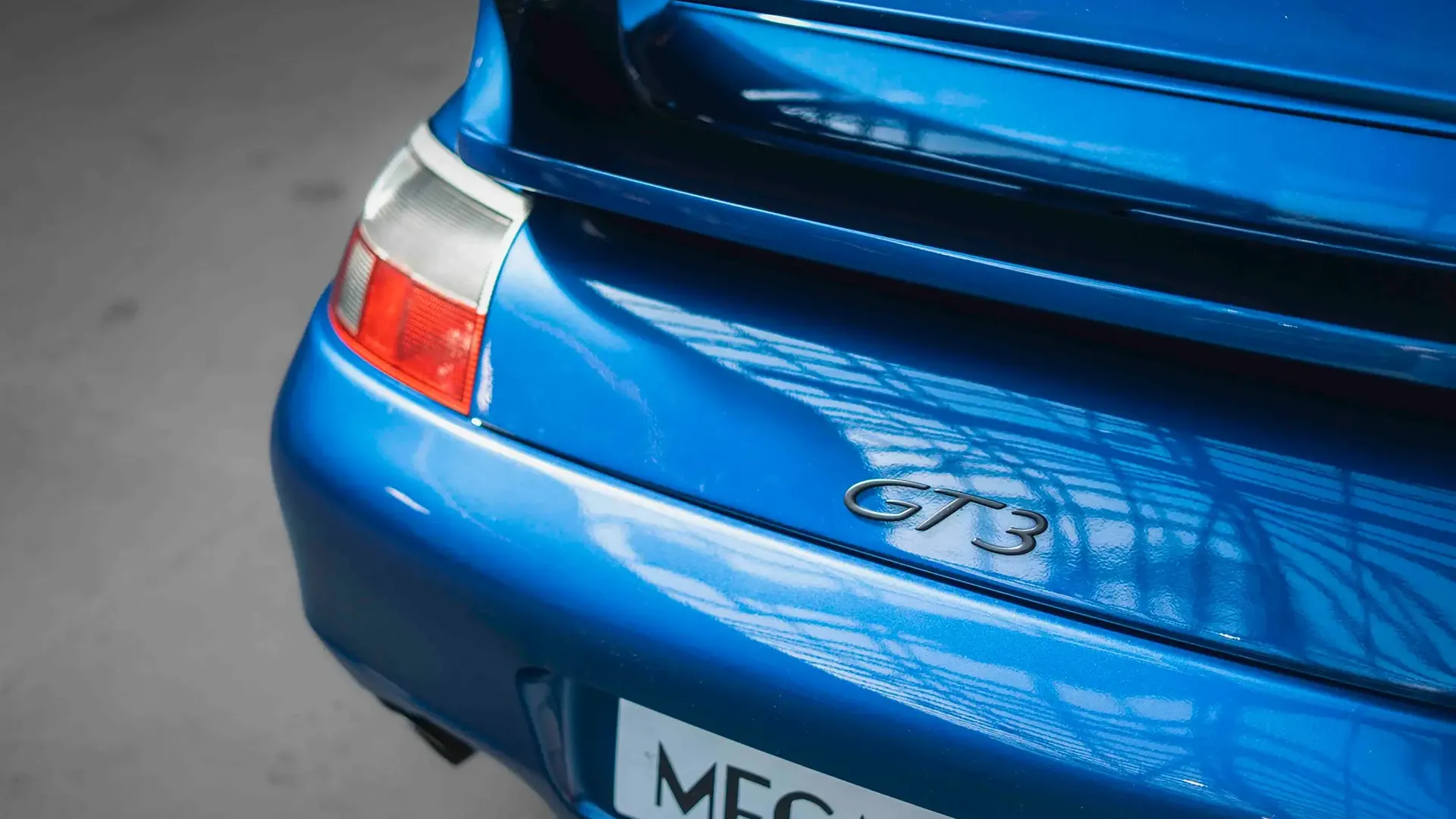Porsche 911 — photo 40
