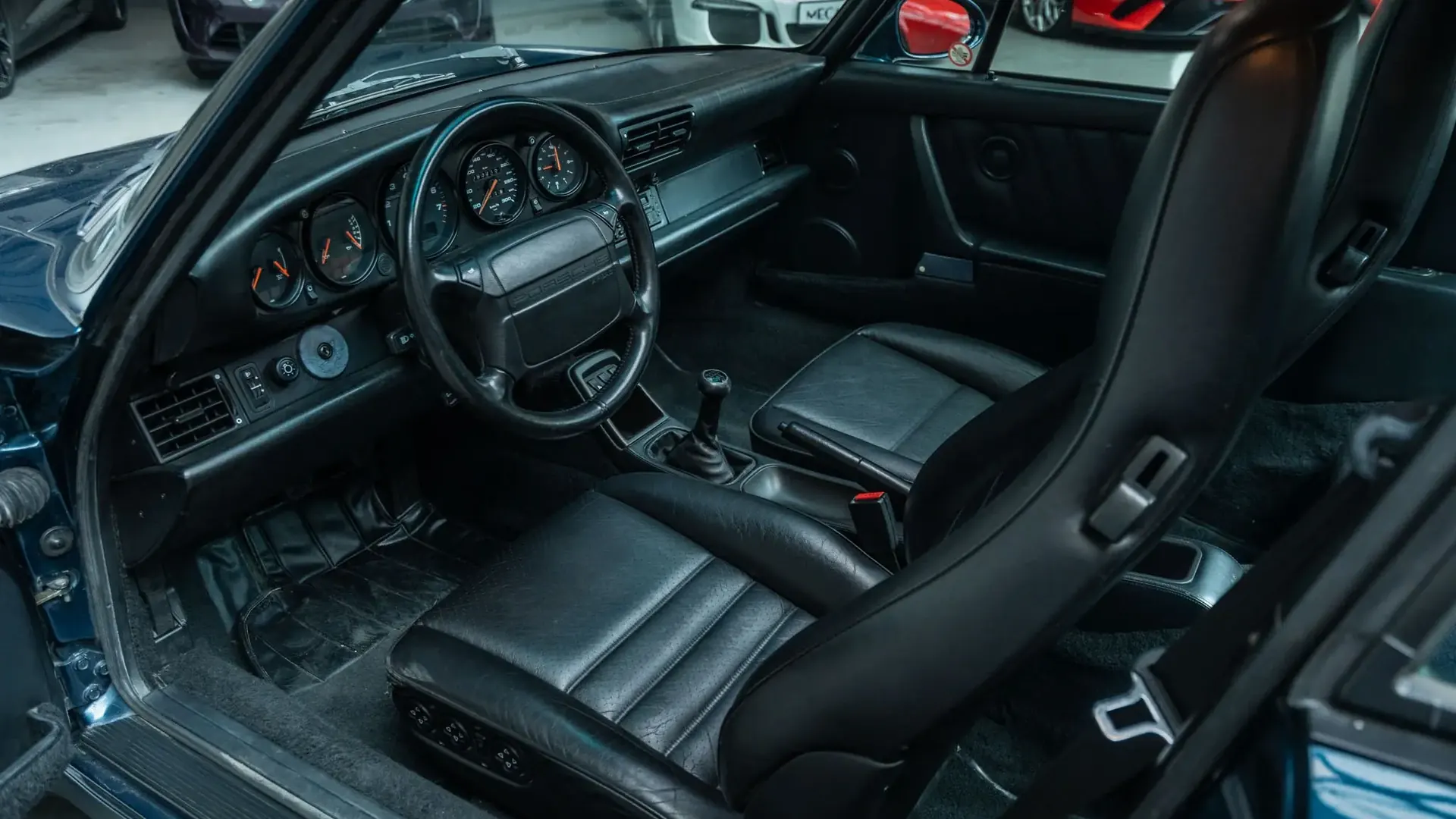 Porsche 964 — photo 9